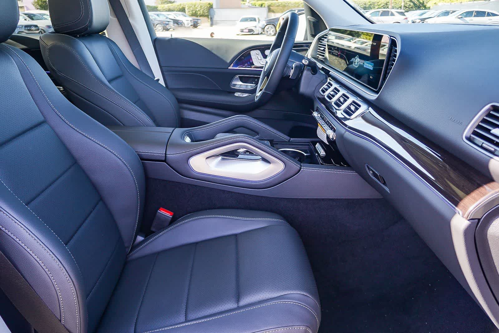 Thumbnail: 2026 Mercedes-Benz GLE - 20
