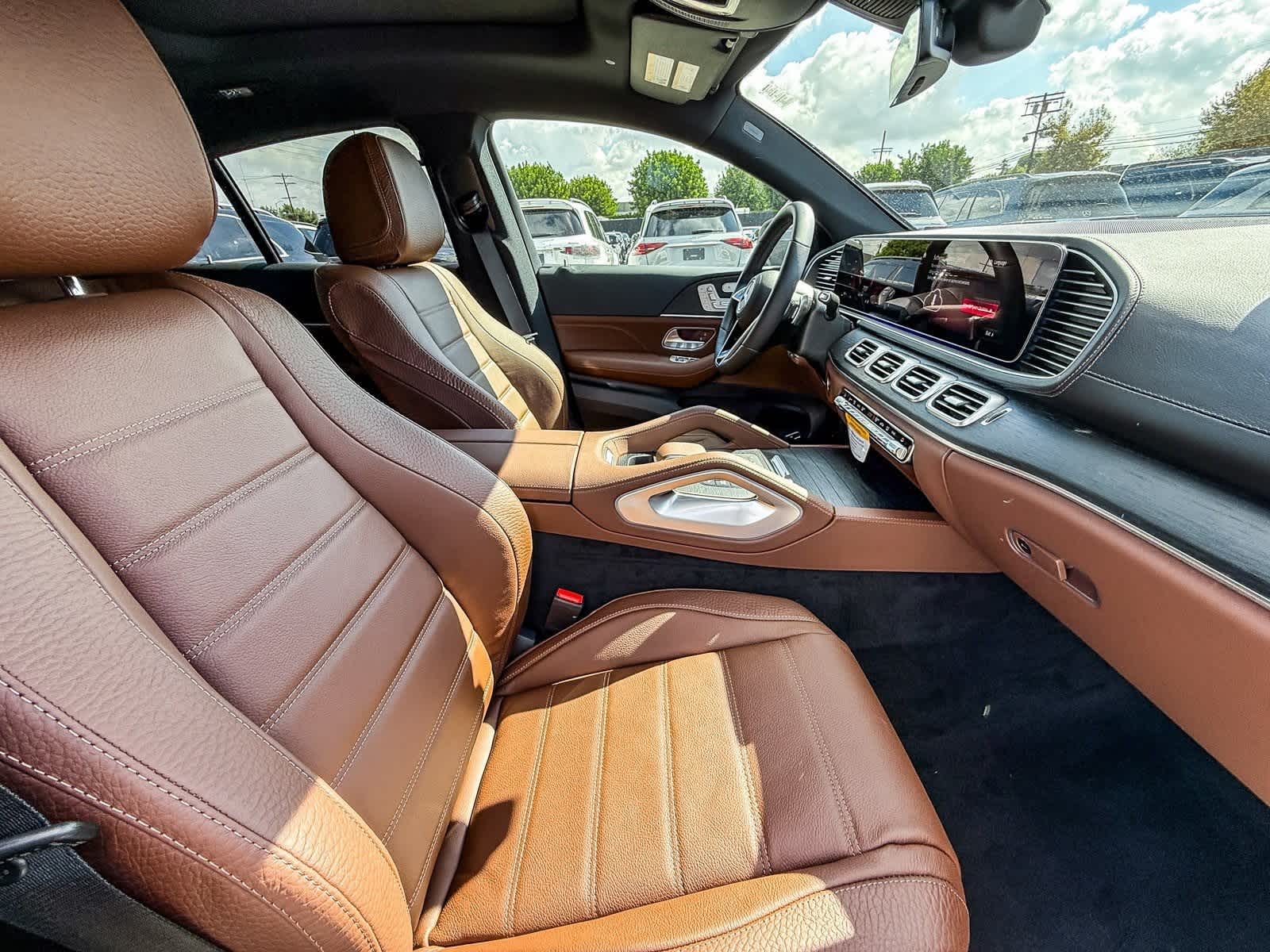 Thumbnail: 2026 Mercedes-Benz GLE - 18