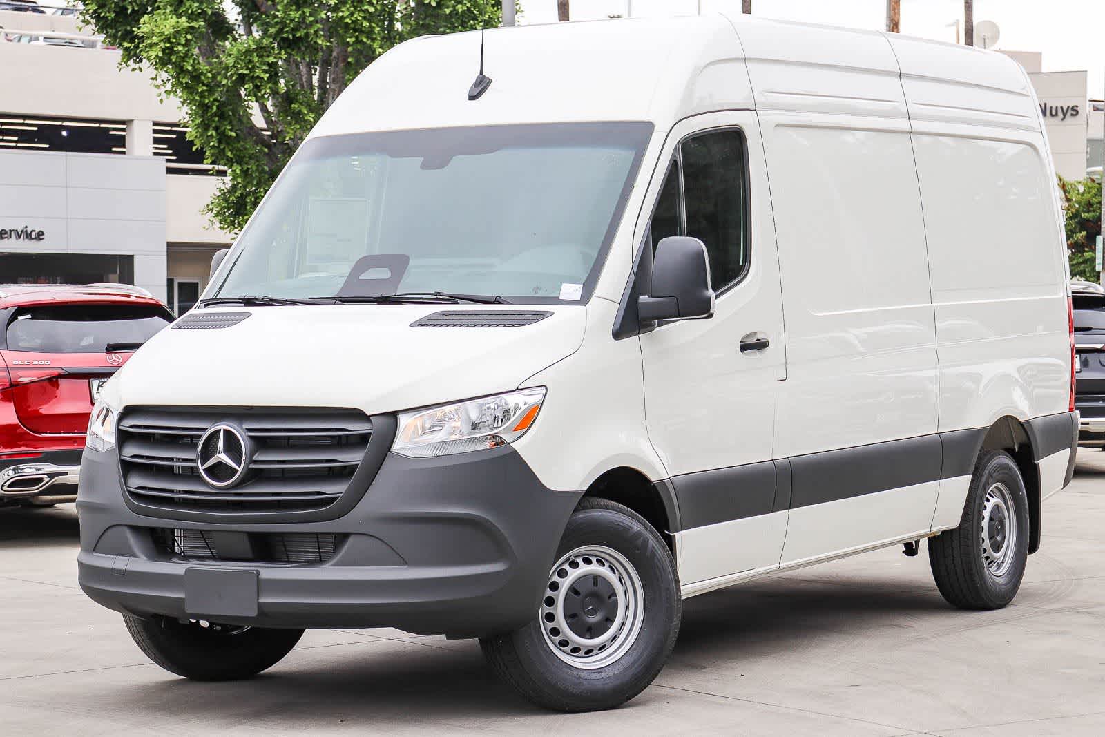 Thumbnail: 2026 Mercedes-Benz Sprinter - 1