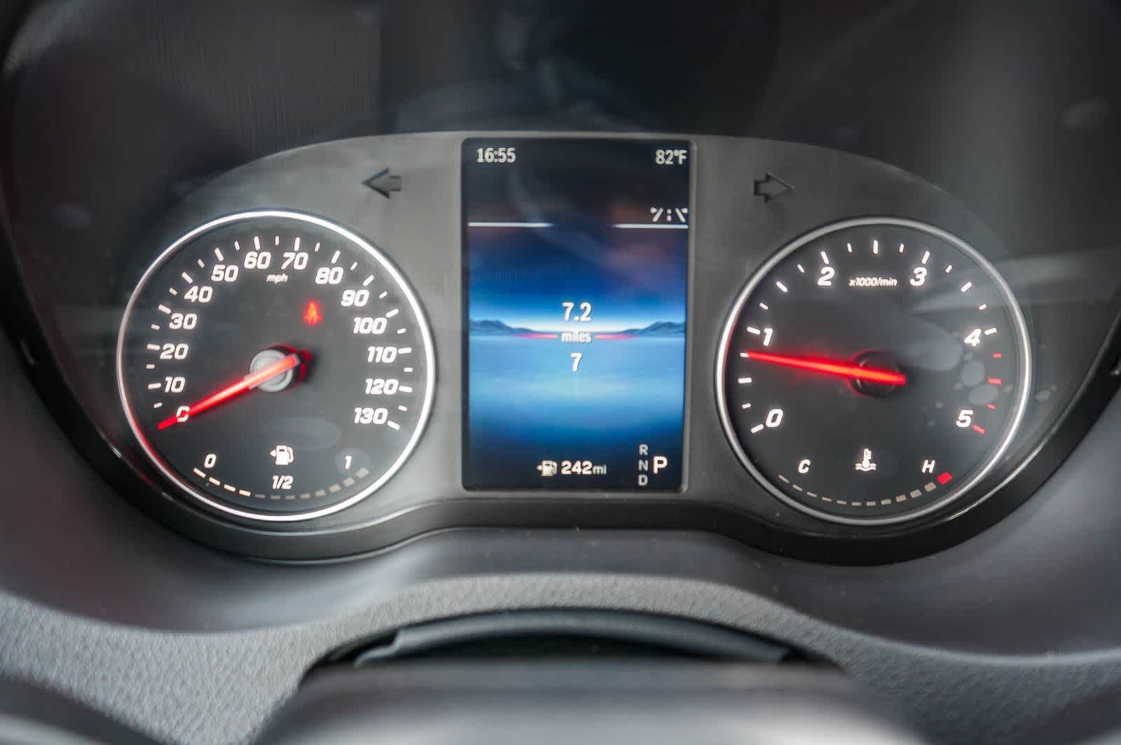 Thumbnail: 2026 Mercedes-Benz Sprinter - 24