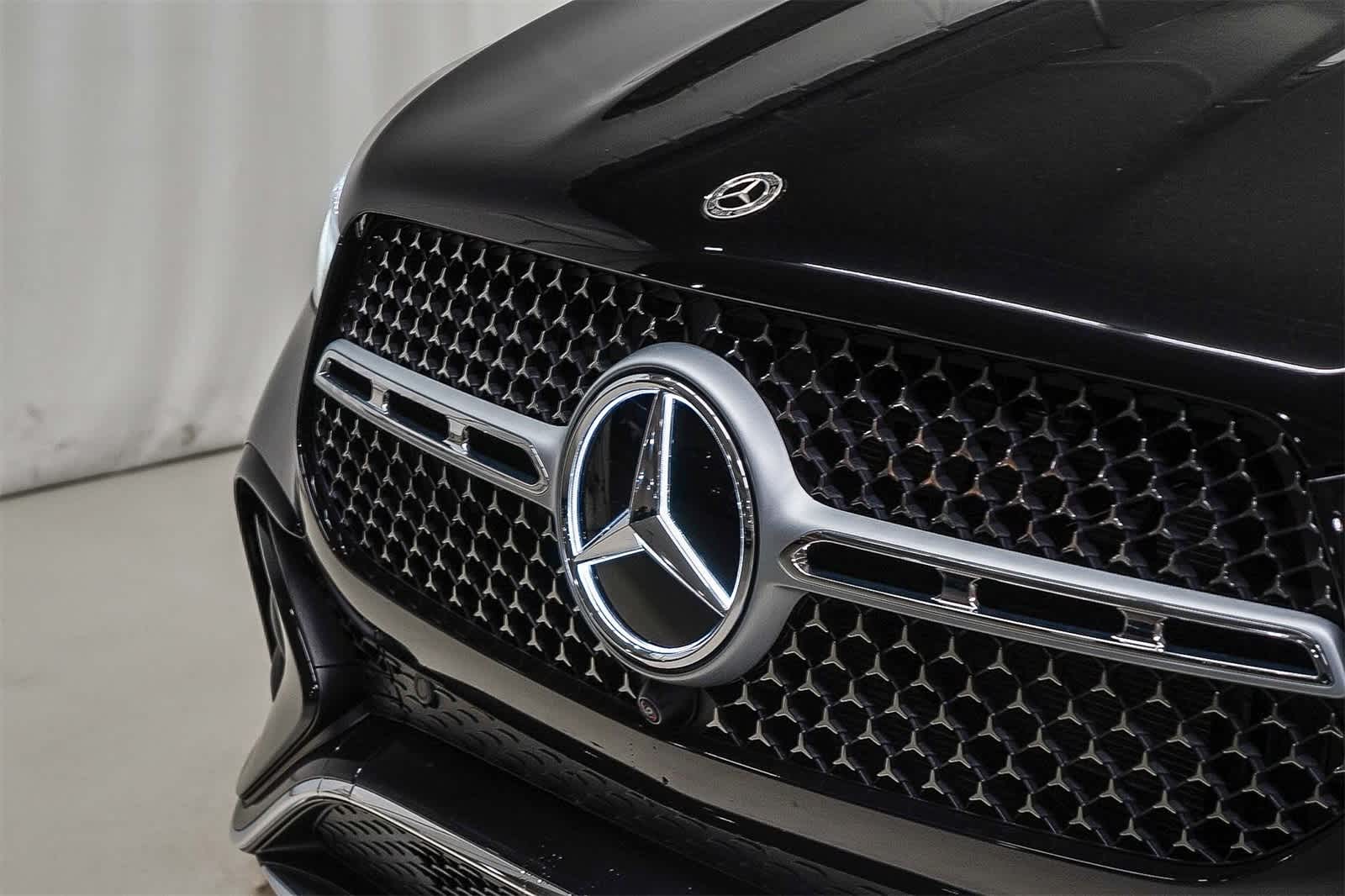 Thumbnail: 2026 Mercedes-Benz GLE - 8