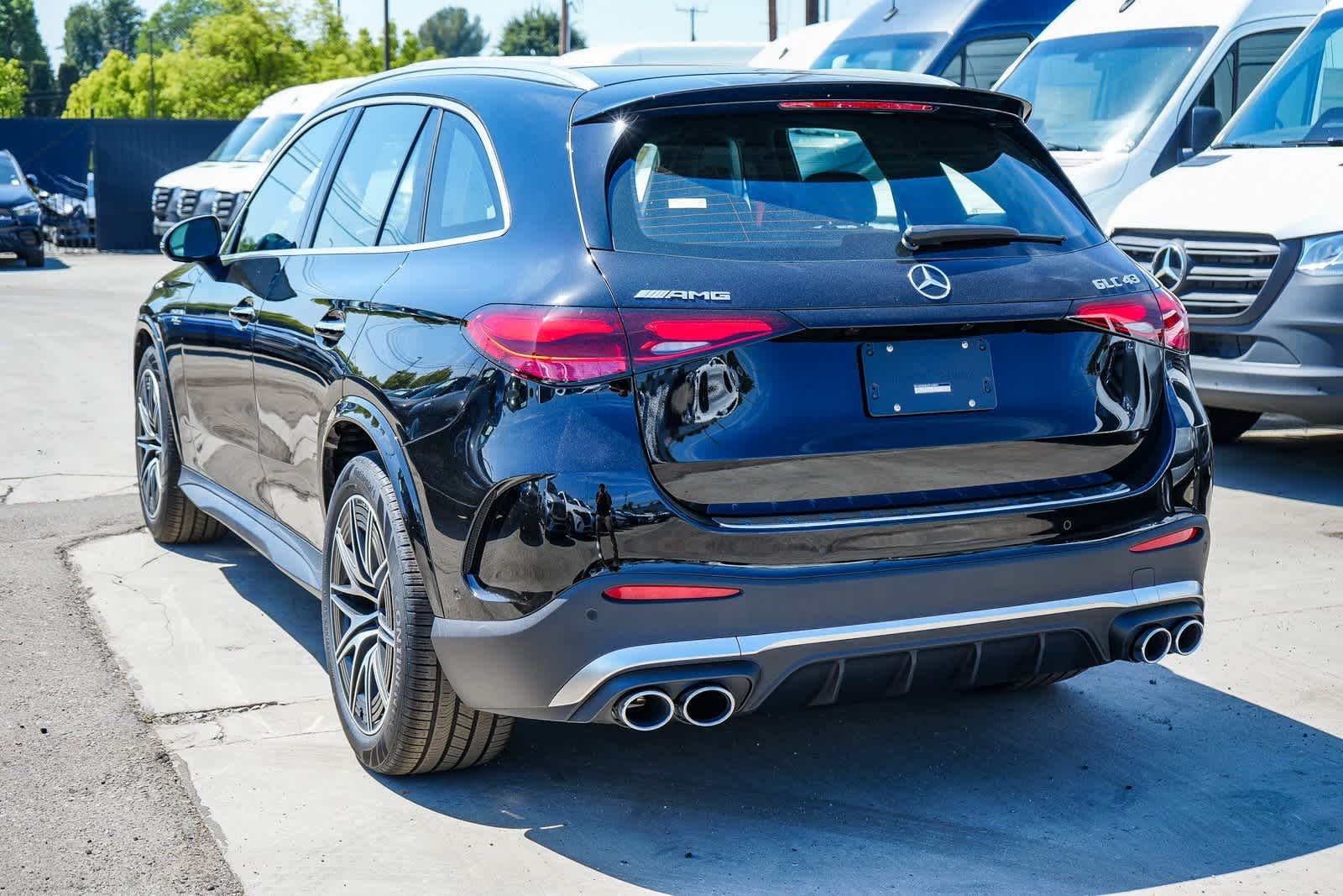 Thumbnail: 2025 Mercedes-Benz GLC - 2