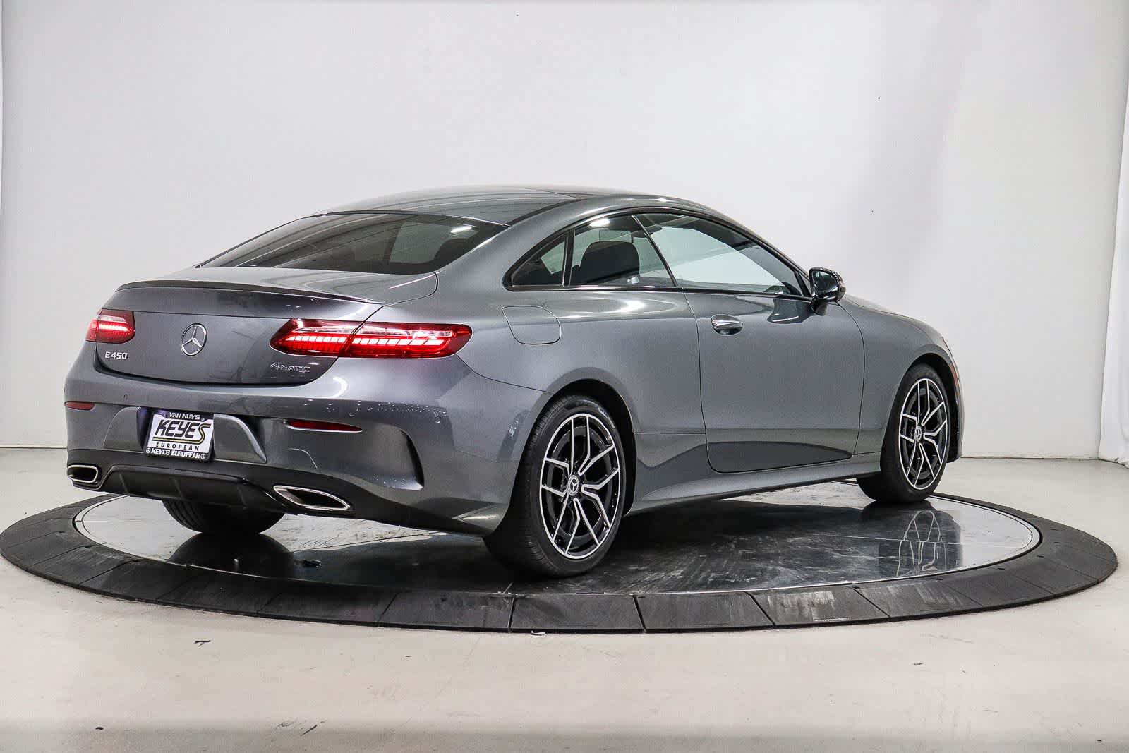 Thumbnail: 2022 Mercedes-Benz E-Class - 4