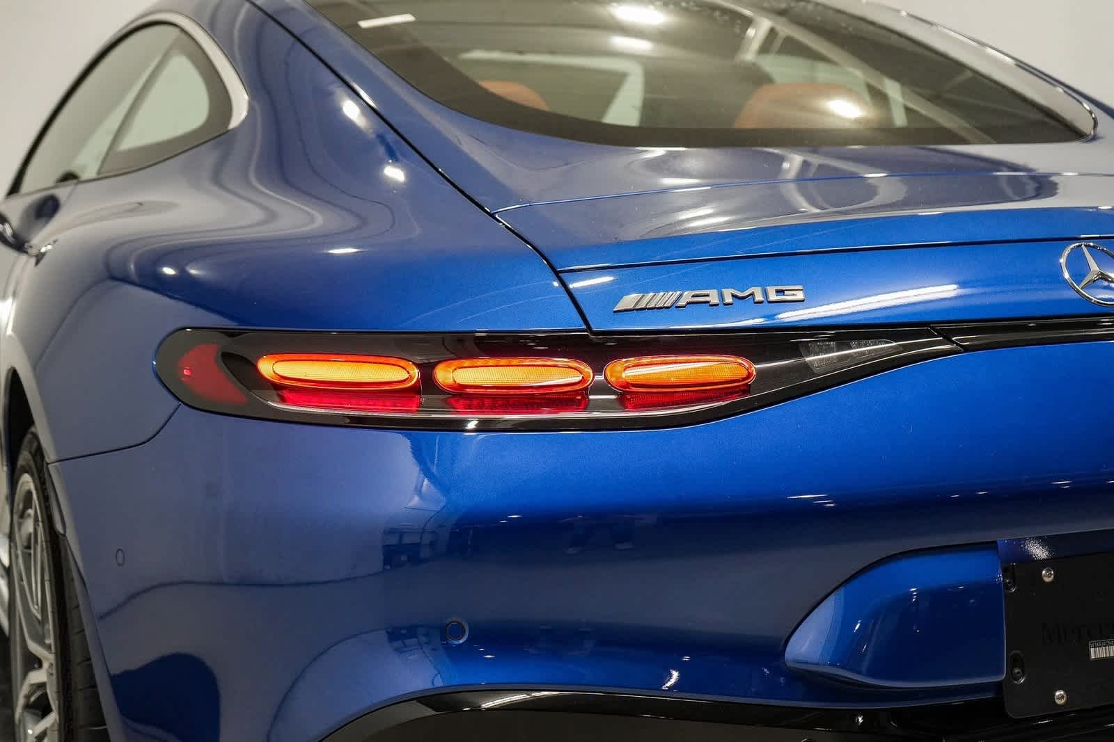 Thumbnail: 2025 Mercedes-Benz AMG GT - 11