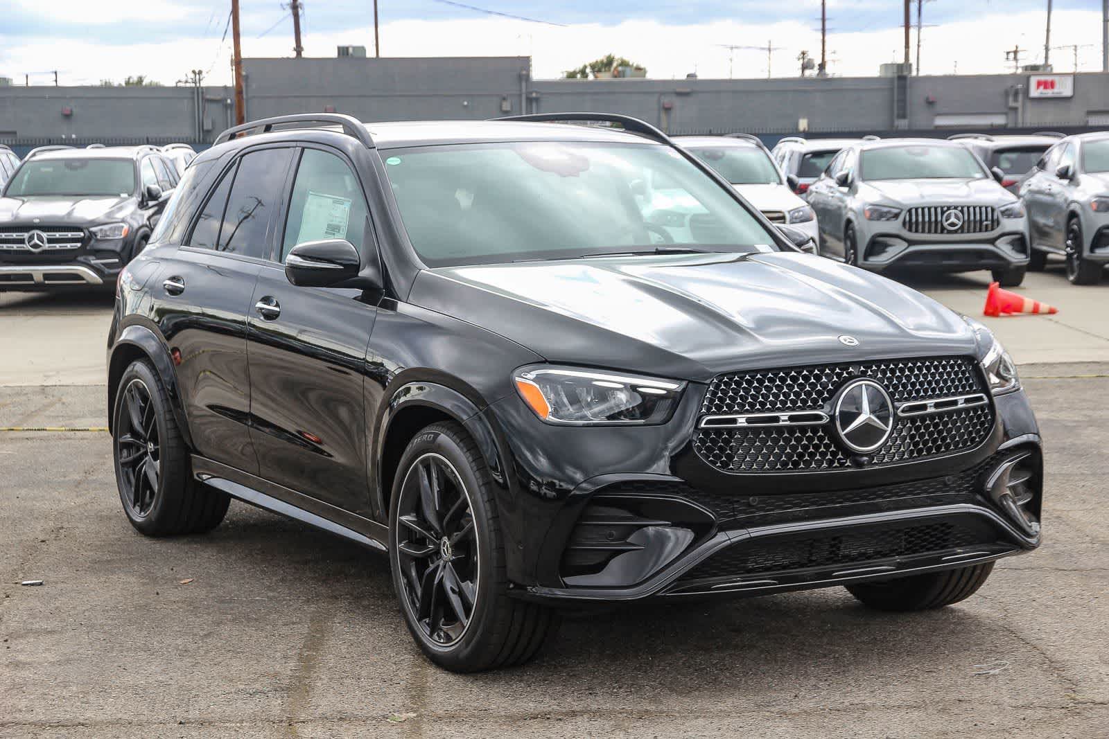 Thumbnail: 2026 Mercedes-Benz GLE - 3