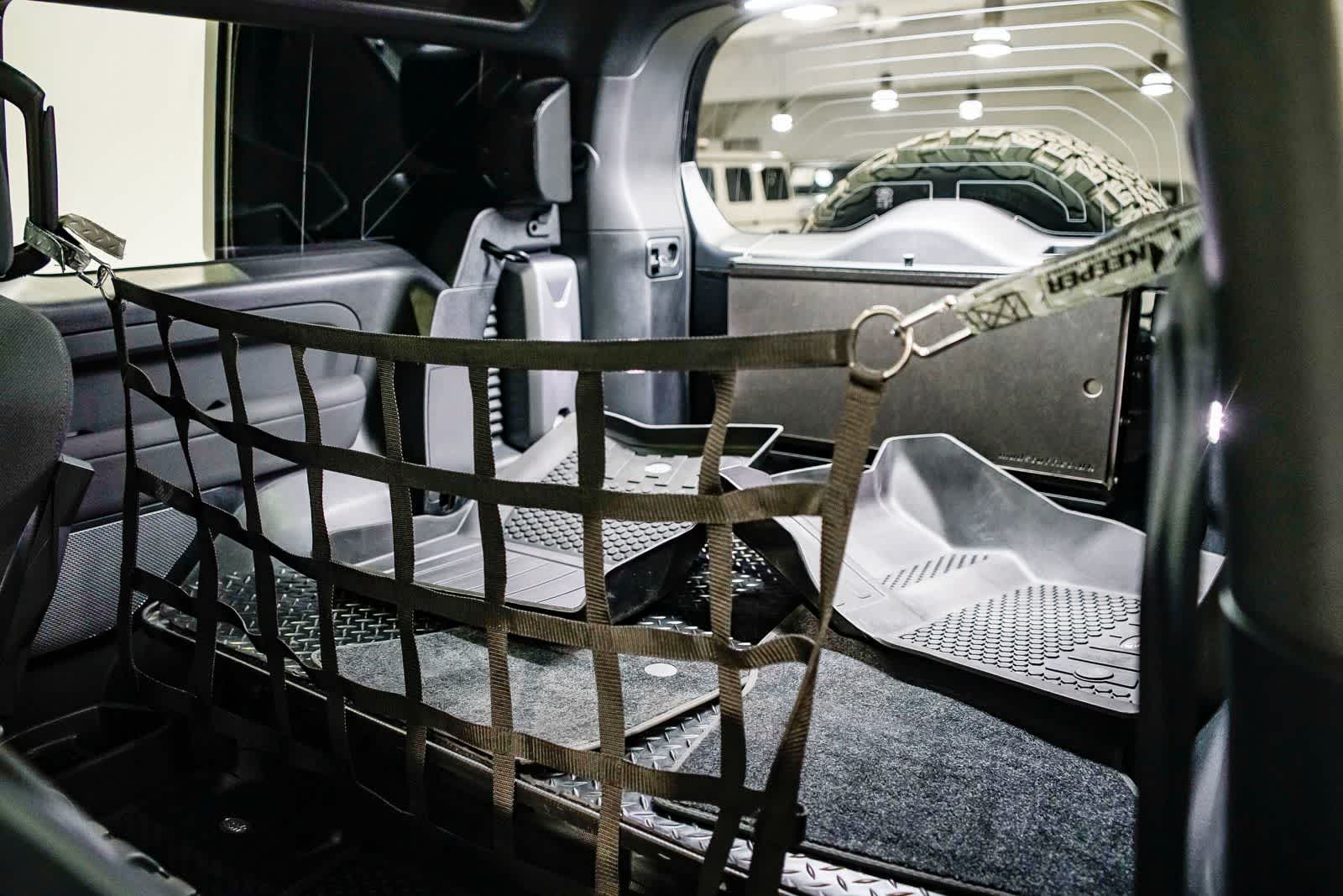 Thumbnail: 2022 Land Rover Defender - 18