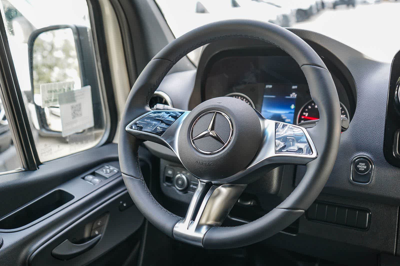 Thumbnail: 2026 Mercedes-Benz Sprinter - 15