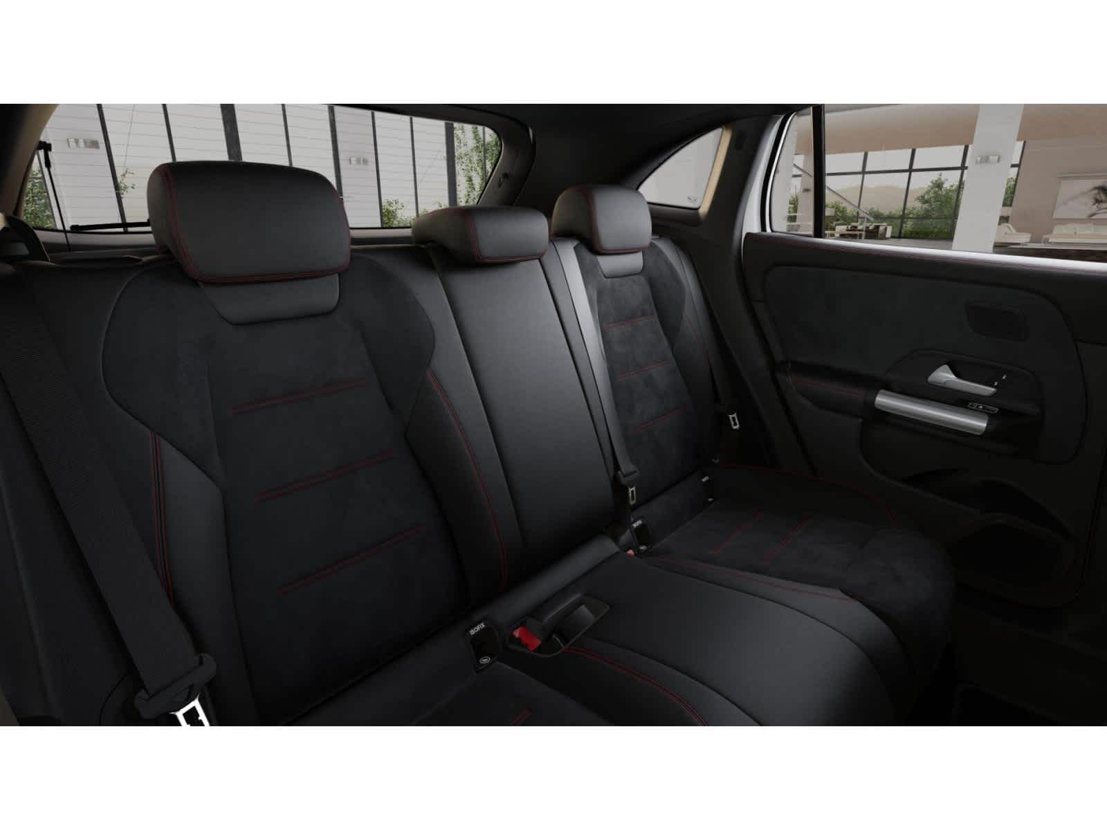 Thumbnail: 2026 Mercedes-Benz GLA - 4