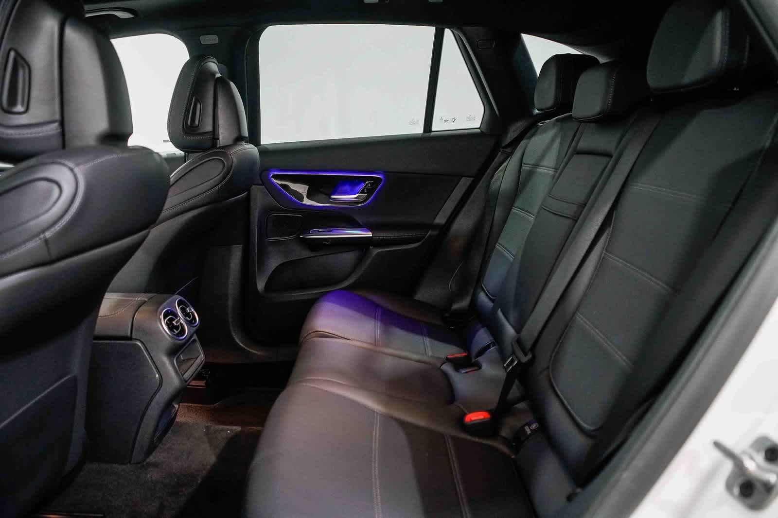 Thumbnail: 2025 Mercedes-Benz GLC - 18