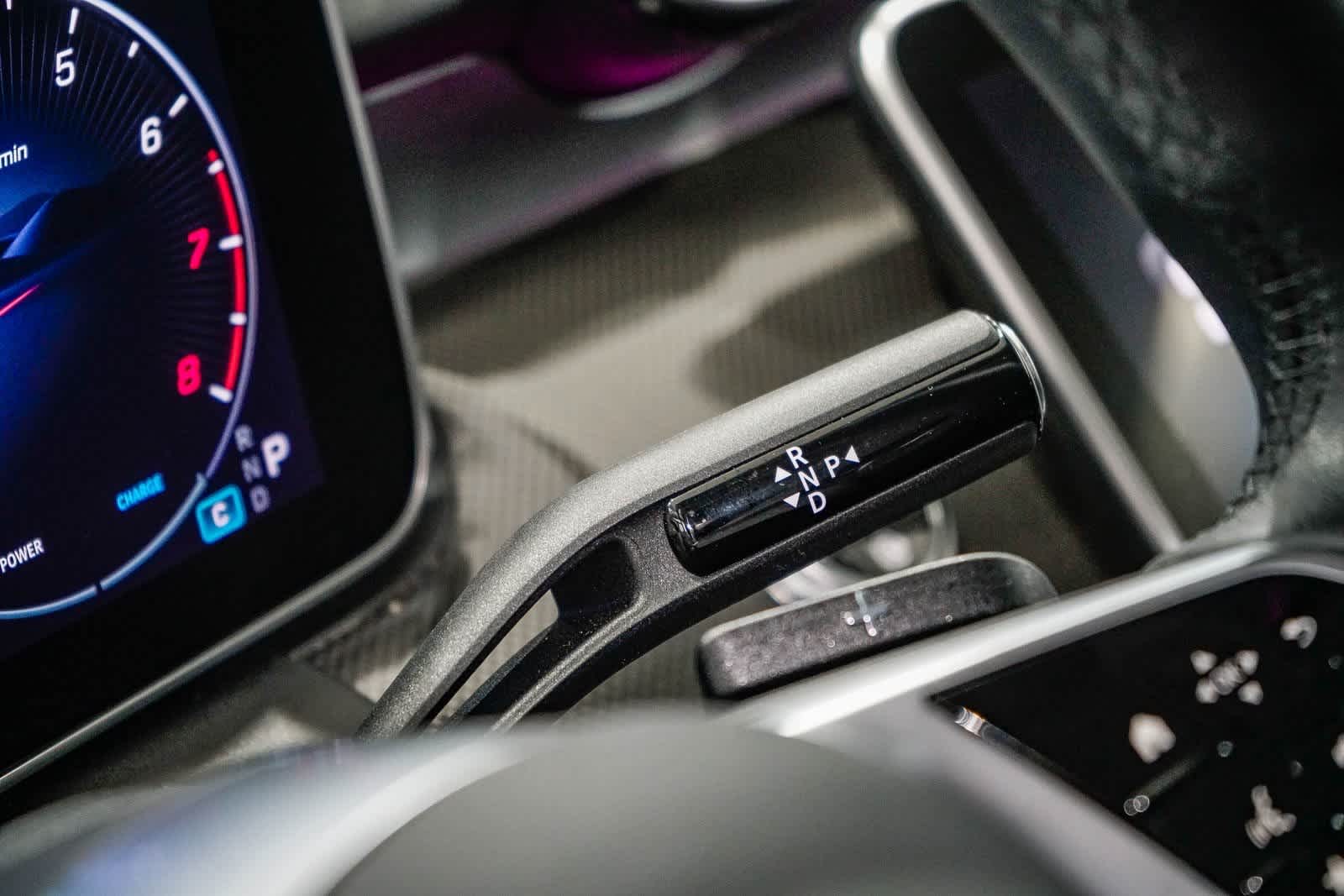 Thumbnail: 2025 Mercedes-Benz C-Class - 21