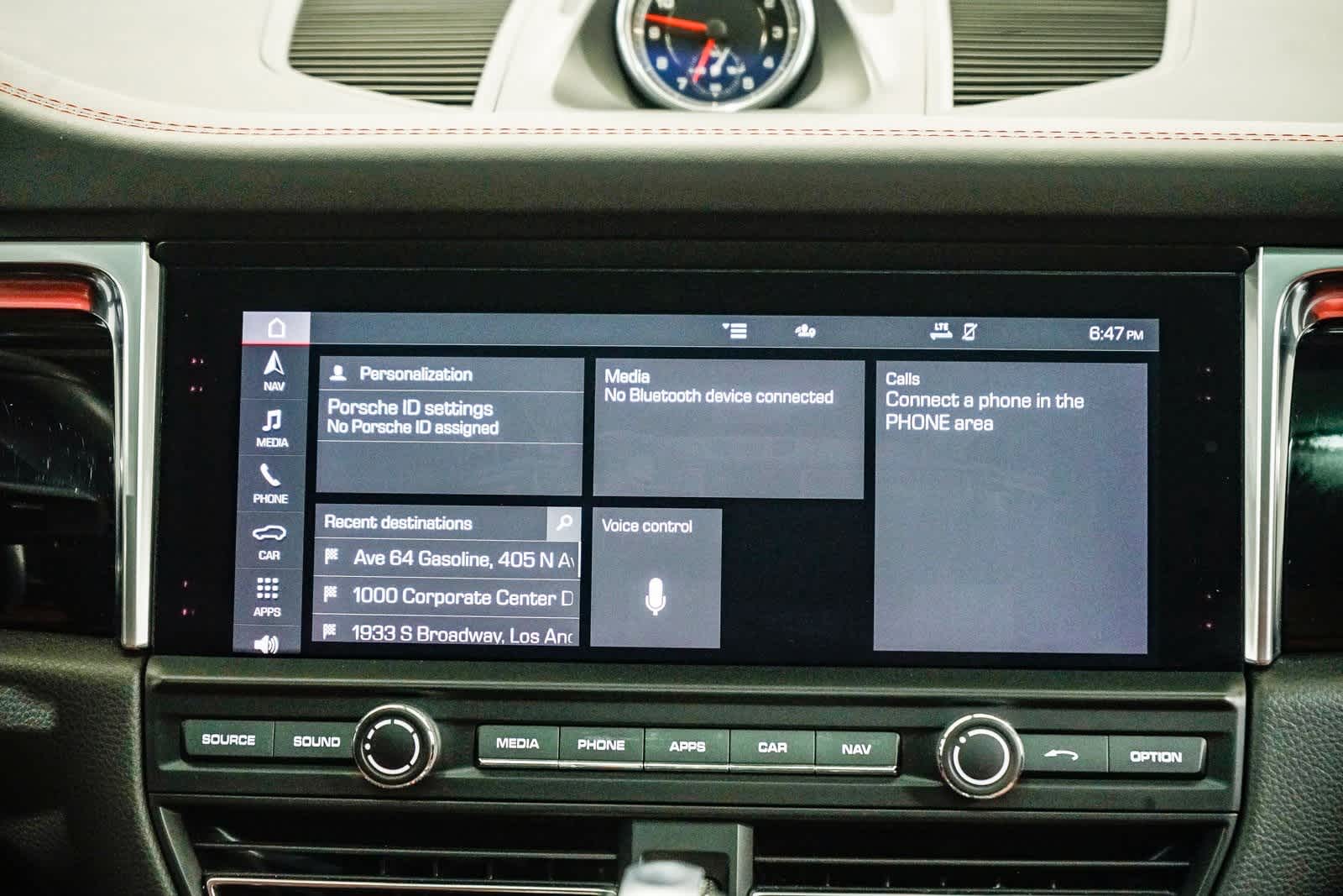 Thumbnail: 2020 Porsche Macan - 14