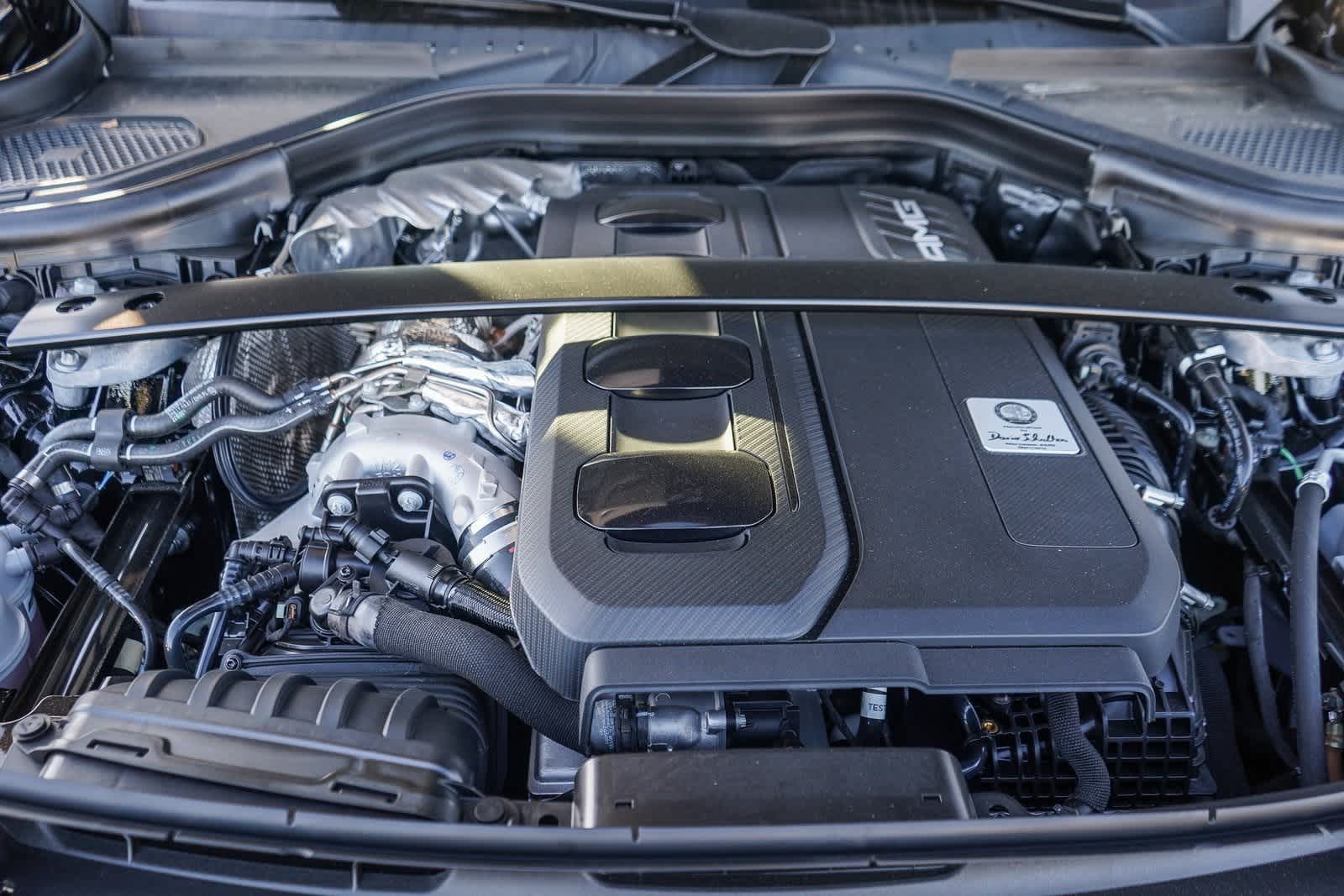 Thumbnail: 2025 Mercedes-Benz GLC - 30