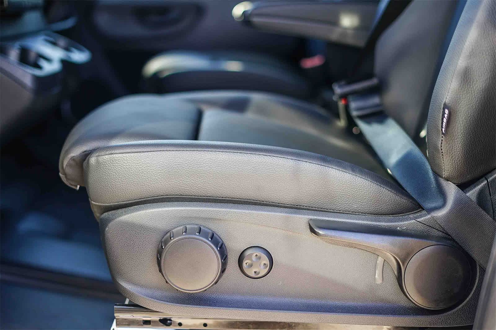 Thumbnail: 2024 Mercedes-Benz eSprinter - 24