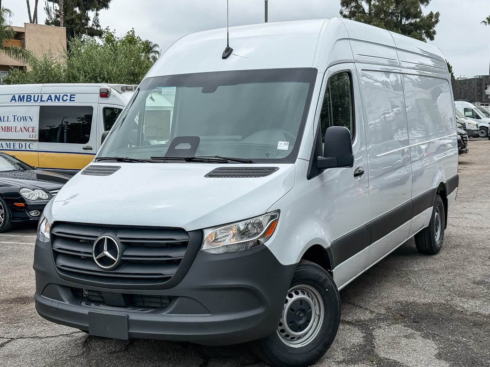 2025 Mercedes-Benz Sprinter  -
                  Van Nuys, CA
