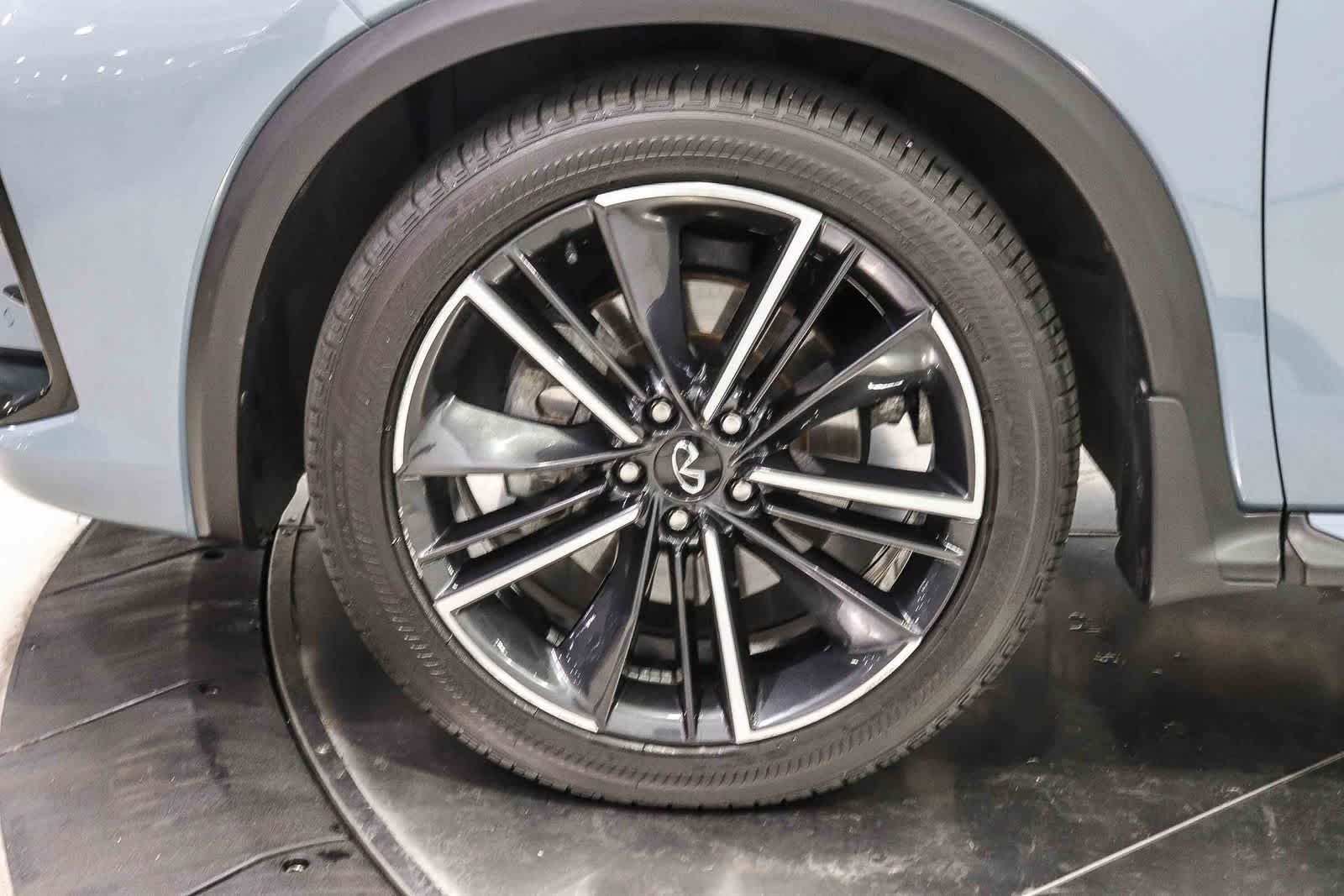 Thumbnail: 2022 INFINITI QX55 - 8