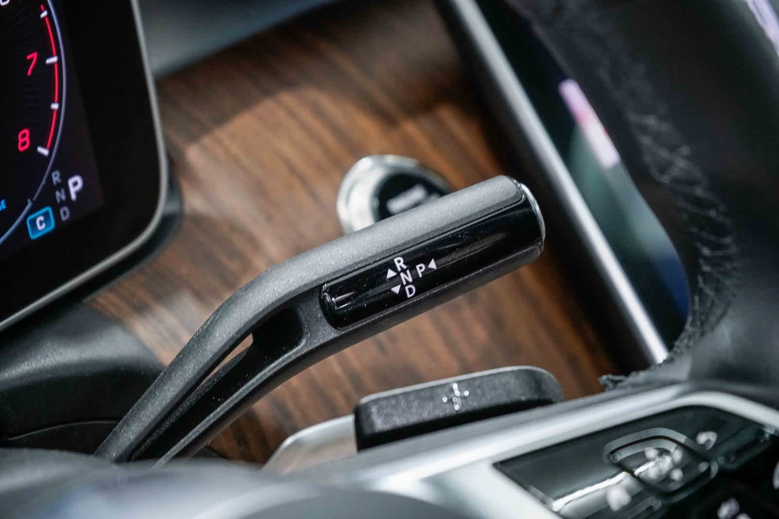 Thumbnail: 2025 Mercedes-Benz C-Class - 21