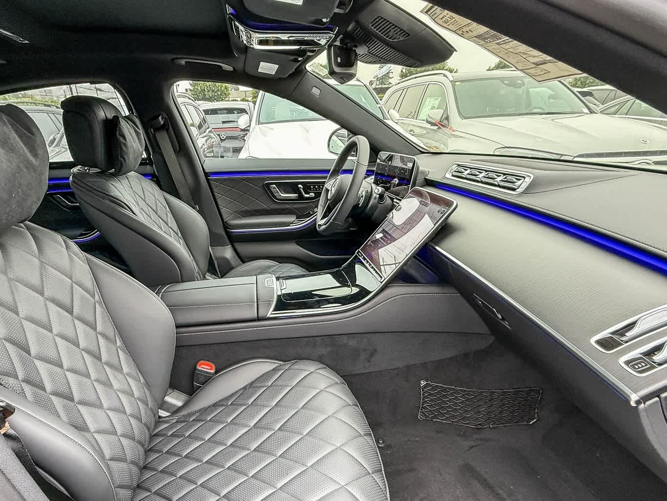 Thumbnail: 2025 Mercedes-Benz S-Class - 18