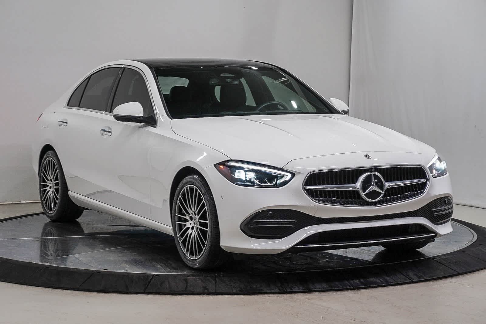 Thumbnail: 2023 Mercedes-Benz C-Class - 3