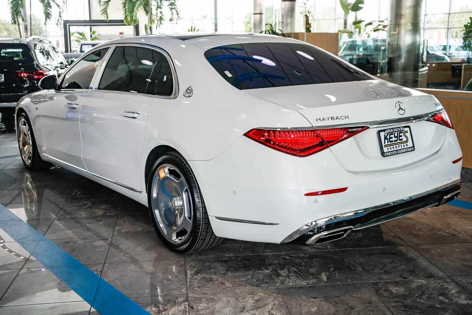 Thumbnail: 2024 Mercedes-Benz S-Class - 2