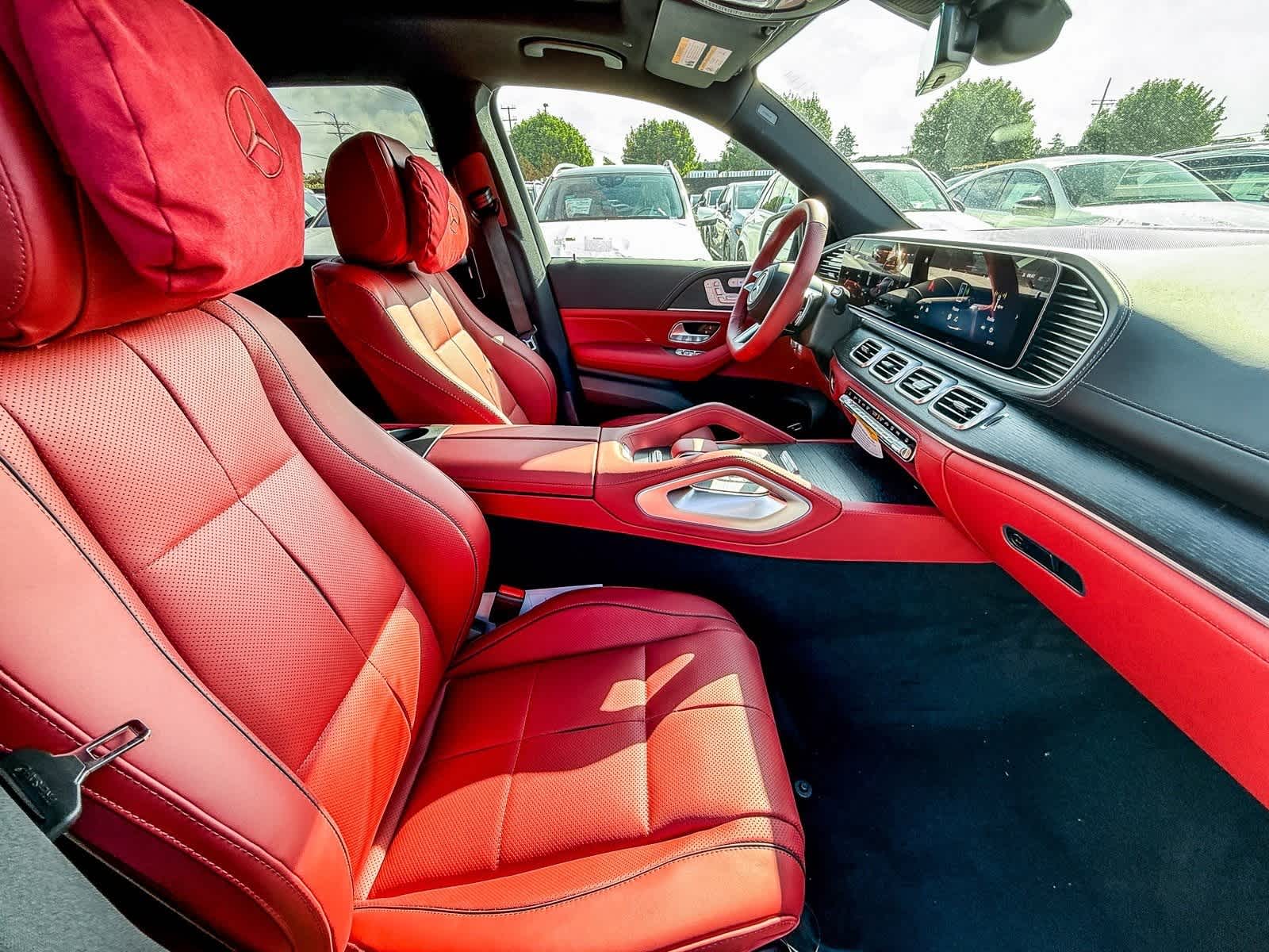 Thumbnail: 2026 Mercedes-Benz GLS - 18