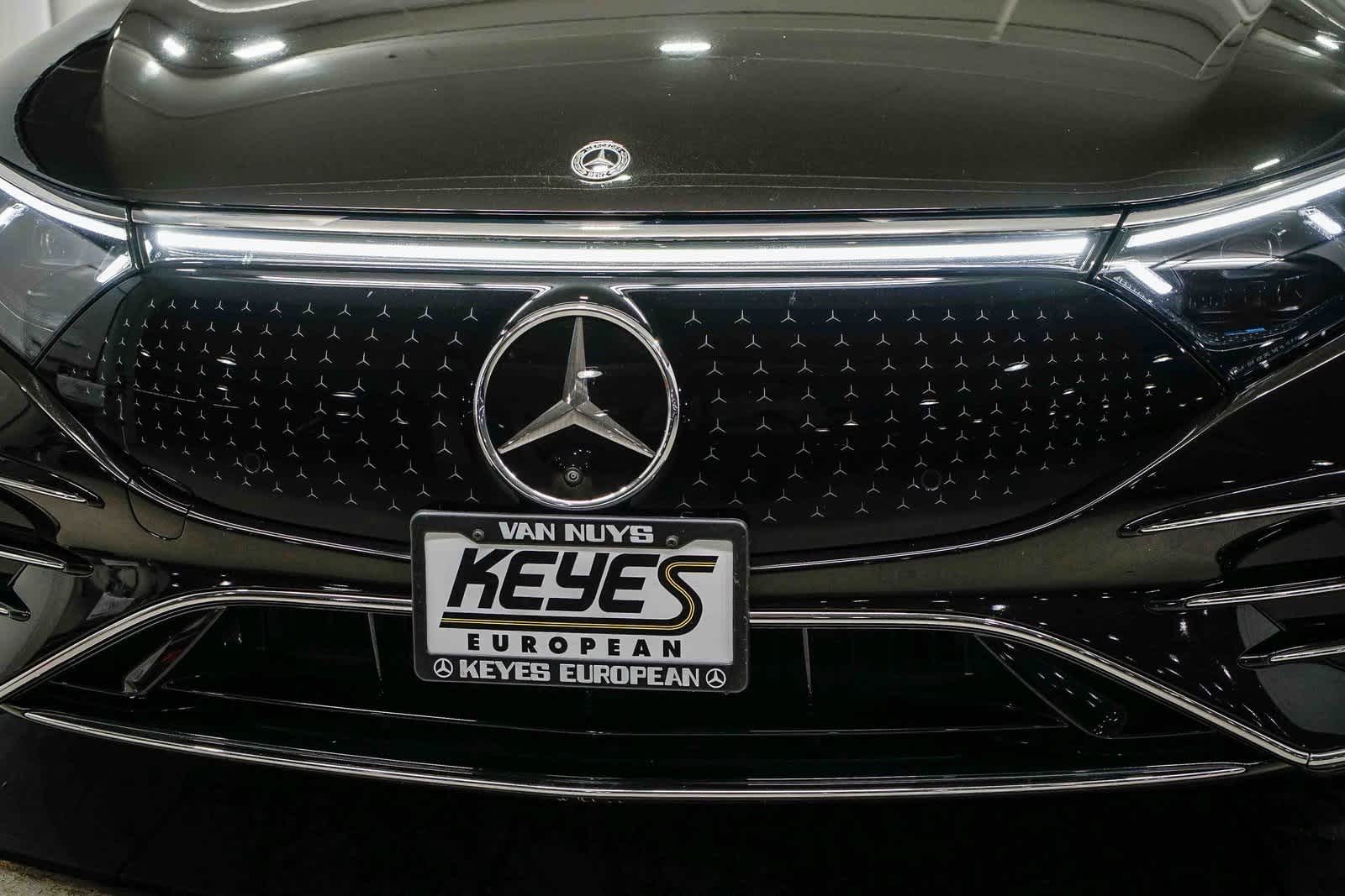 Thumbnail: 2023 Mercedes-Benz EQS - 8