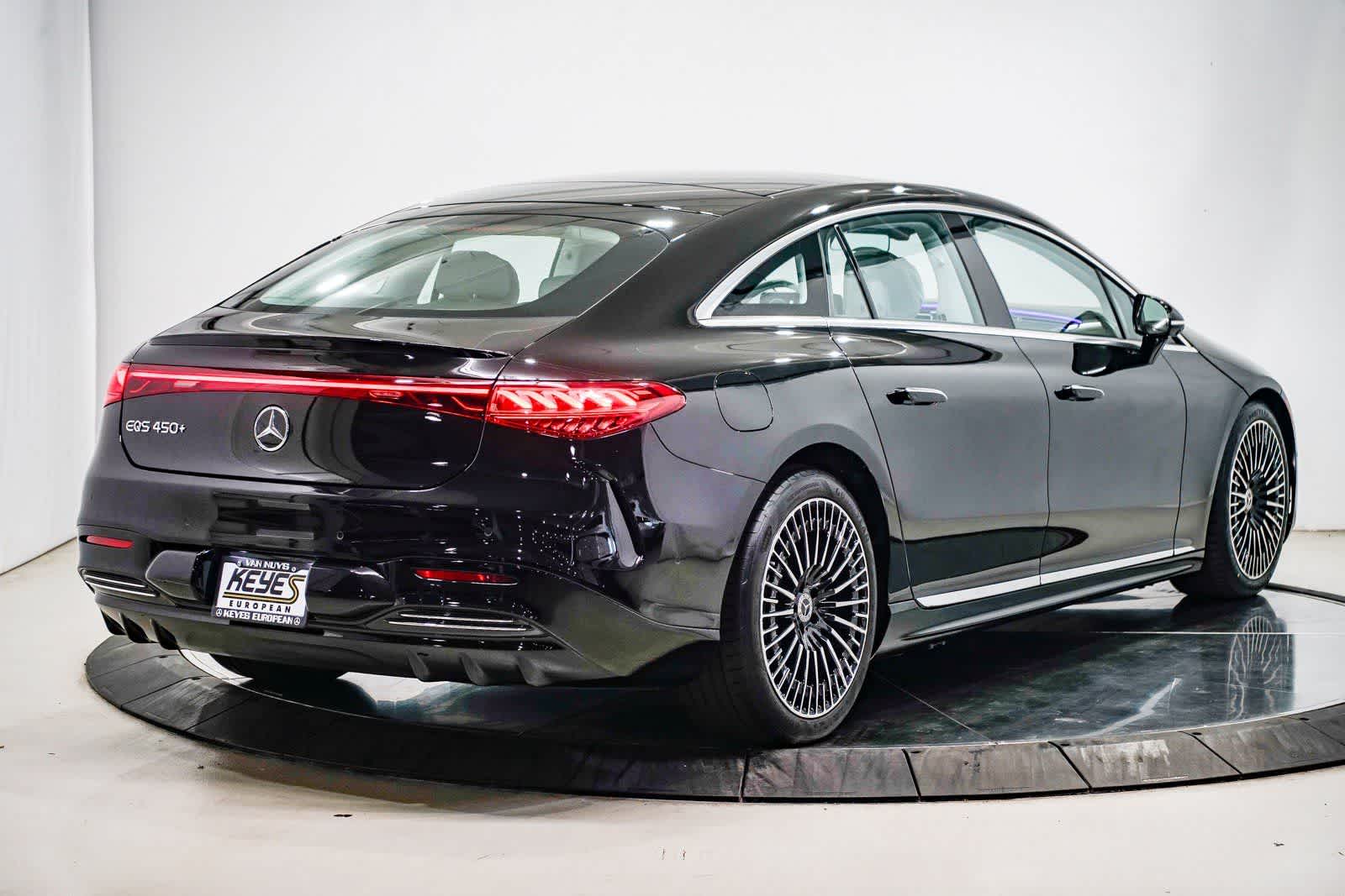 Thumbnail: 2023 Mercedes-Benz EQS - 4