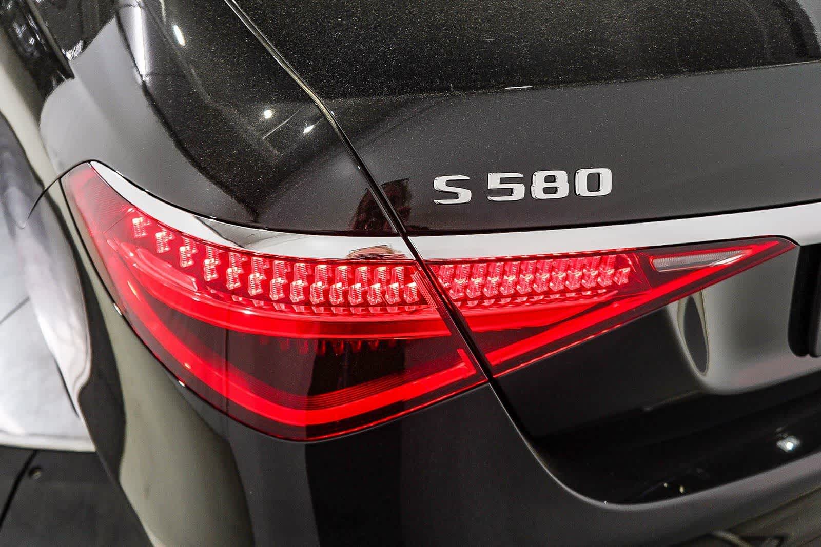 Thumbnail: 2026 Mercedes-Benz S-Class - 9