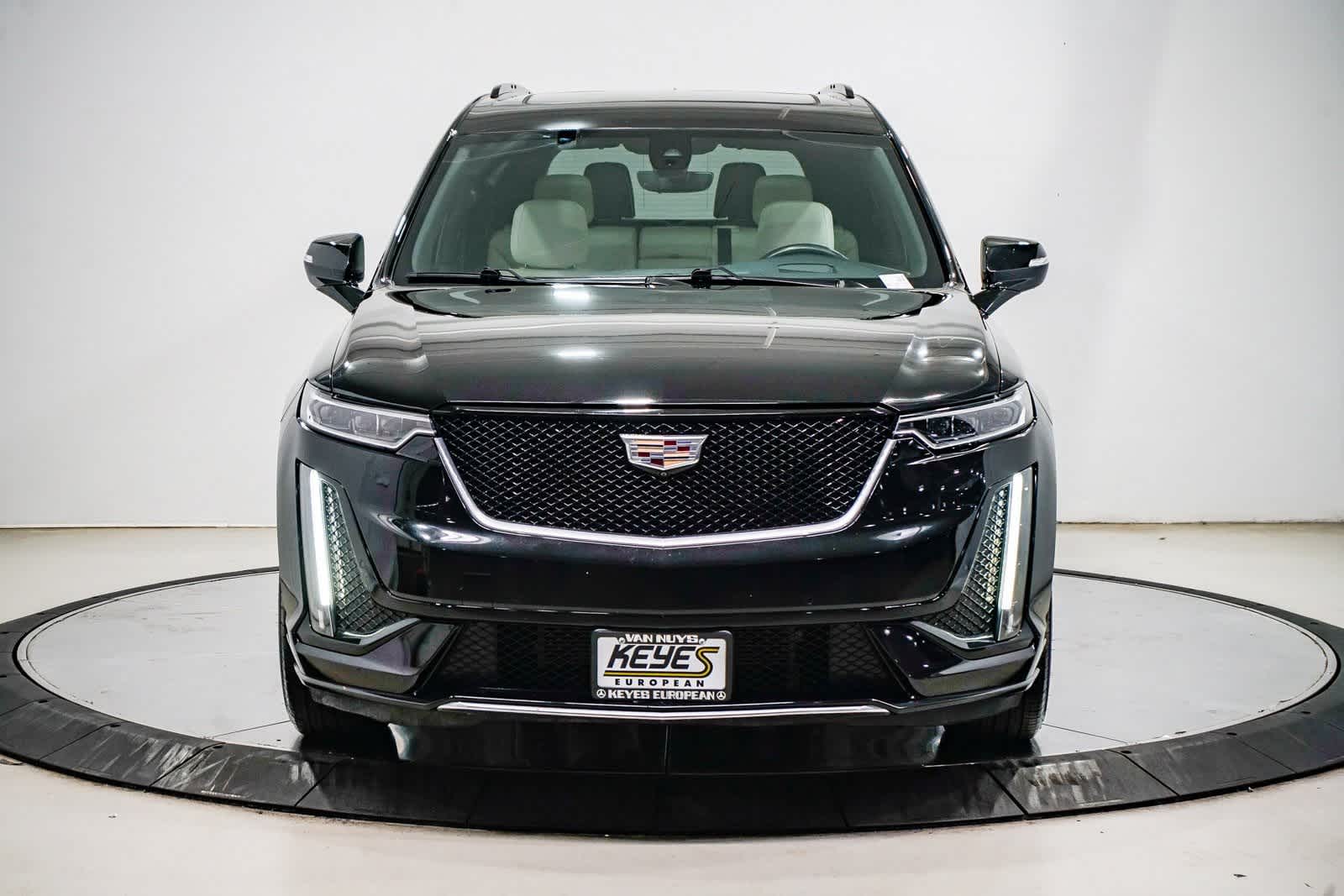 Thumbnail: 2021 Cadillac XT6 - 6