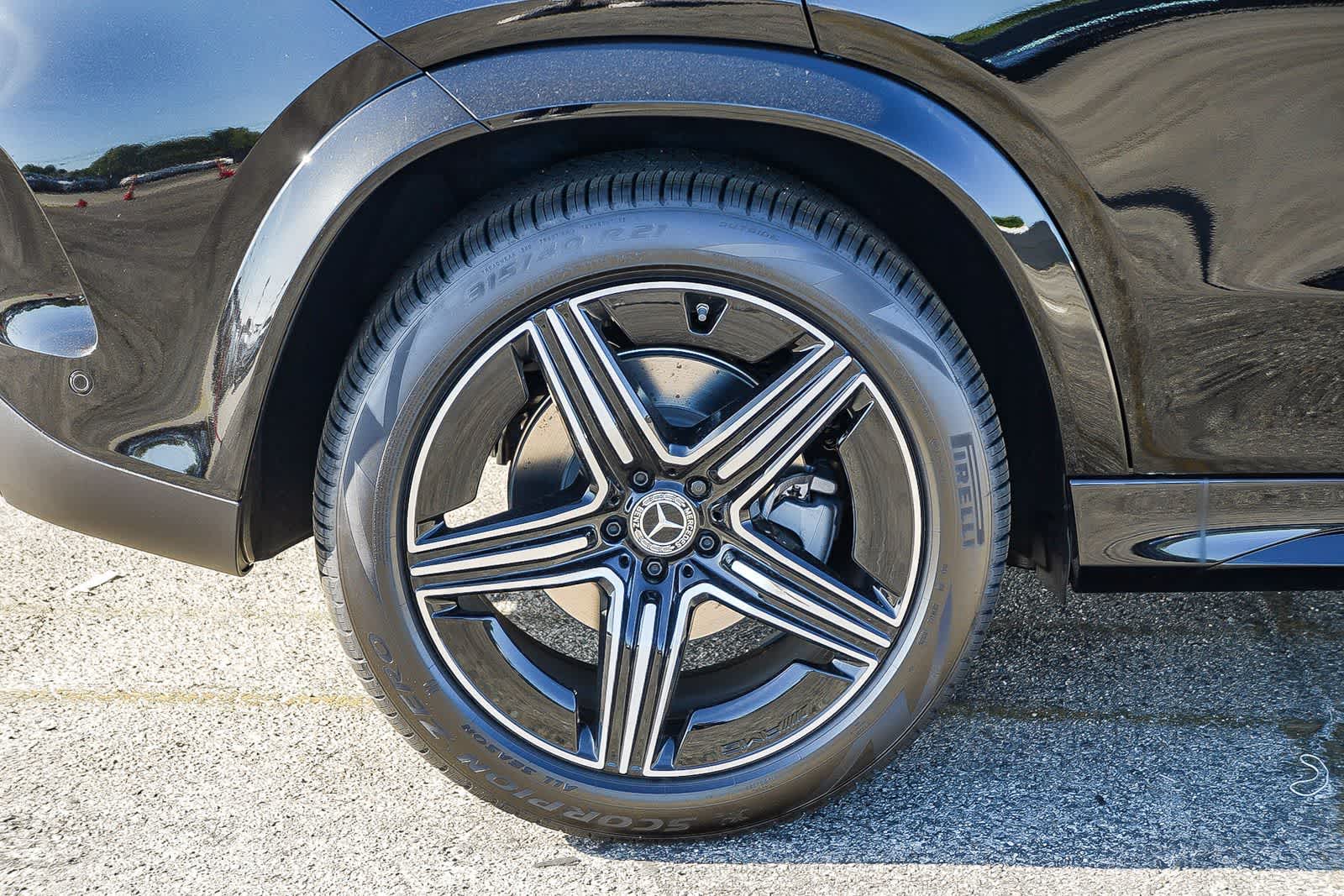 Thumbnail: 2026 Mercedes-Benz GLE - 11