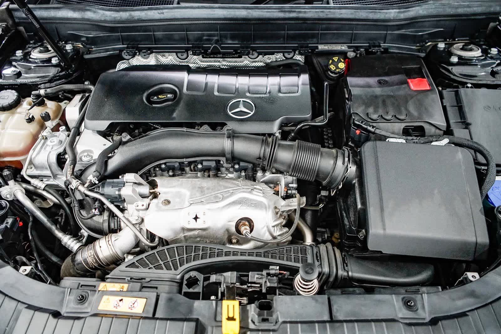 Thumbnail: 2022 Mercedes-Benz GLB - 26