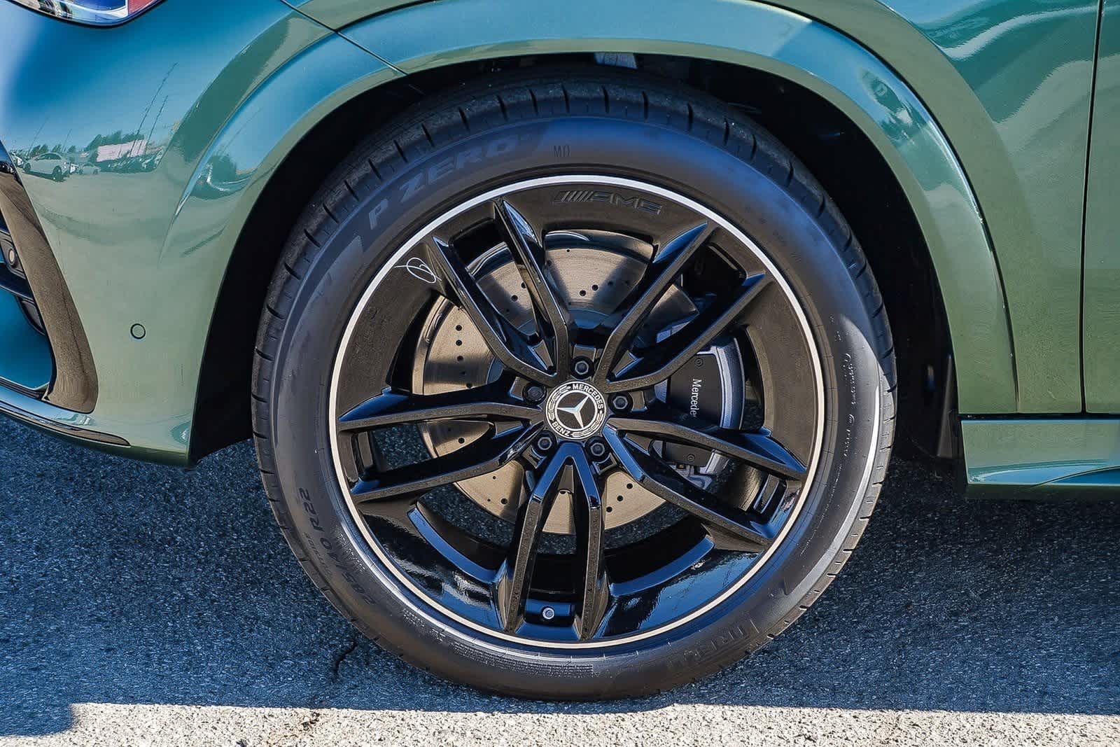 Thumbnail: 2026 Mercedes-Benz GLE - 10