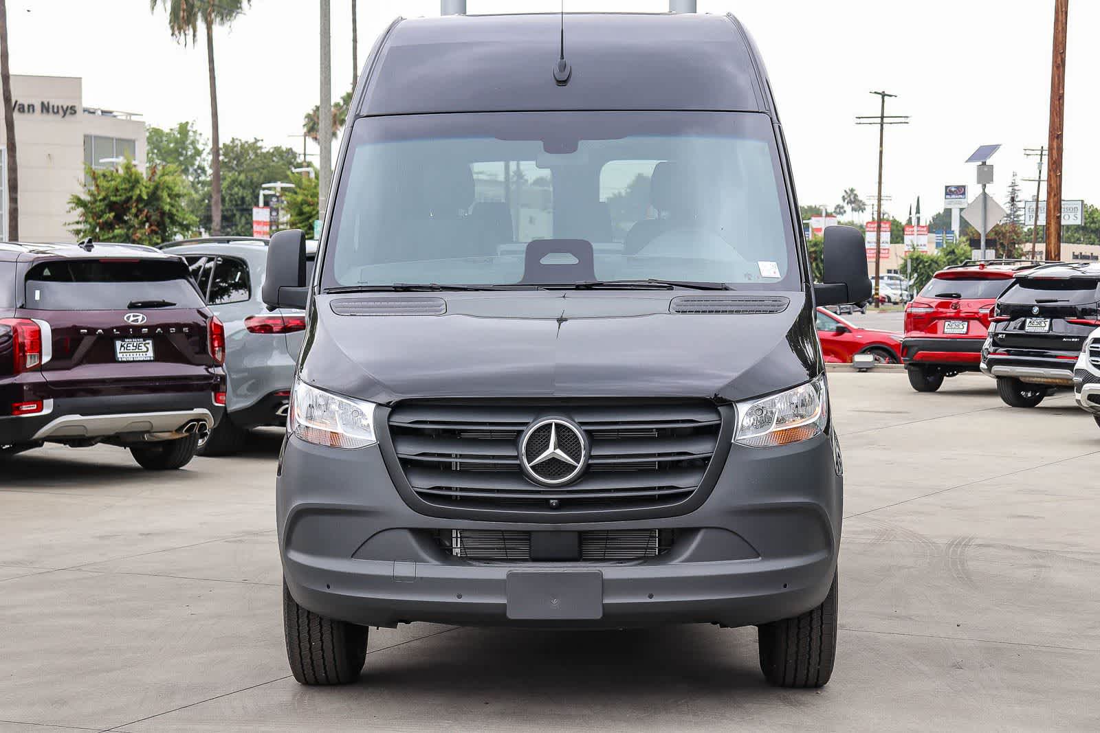 Thumbnail: 2026 Mercedes-Benz Sprinter - 6