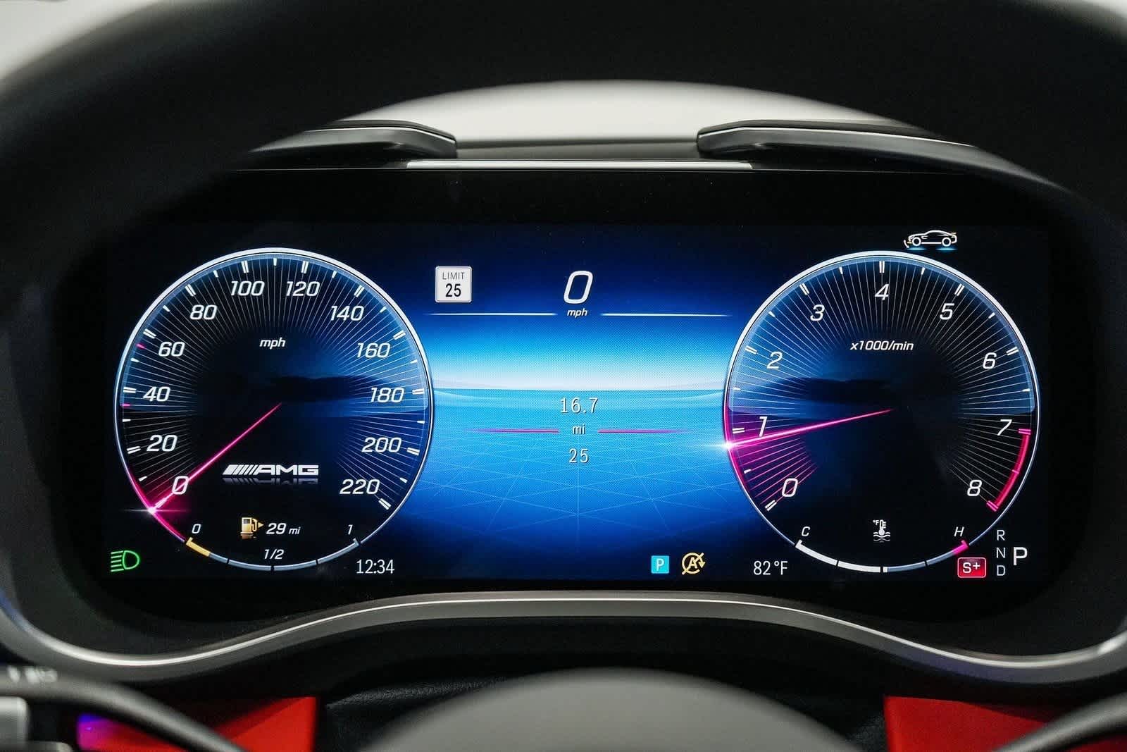 Thumbnail: 2025 Mercedes-Benz AMG GT - 37