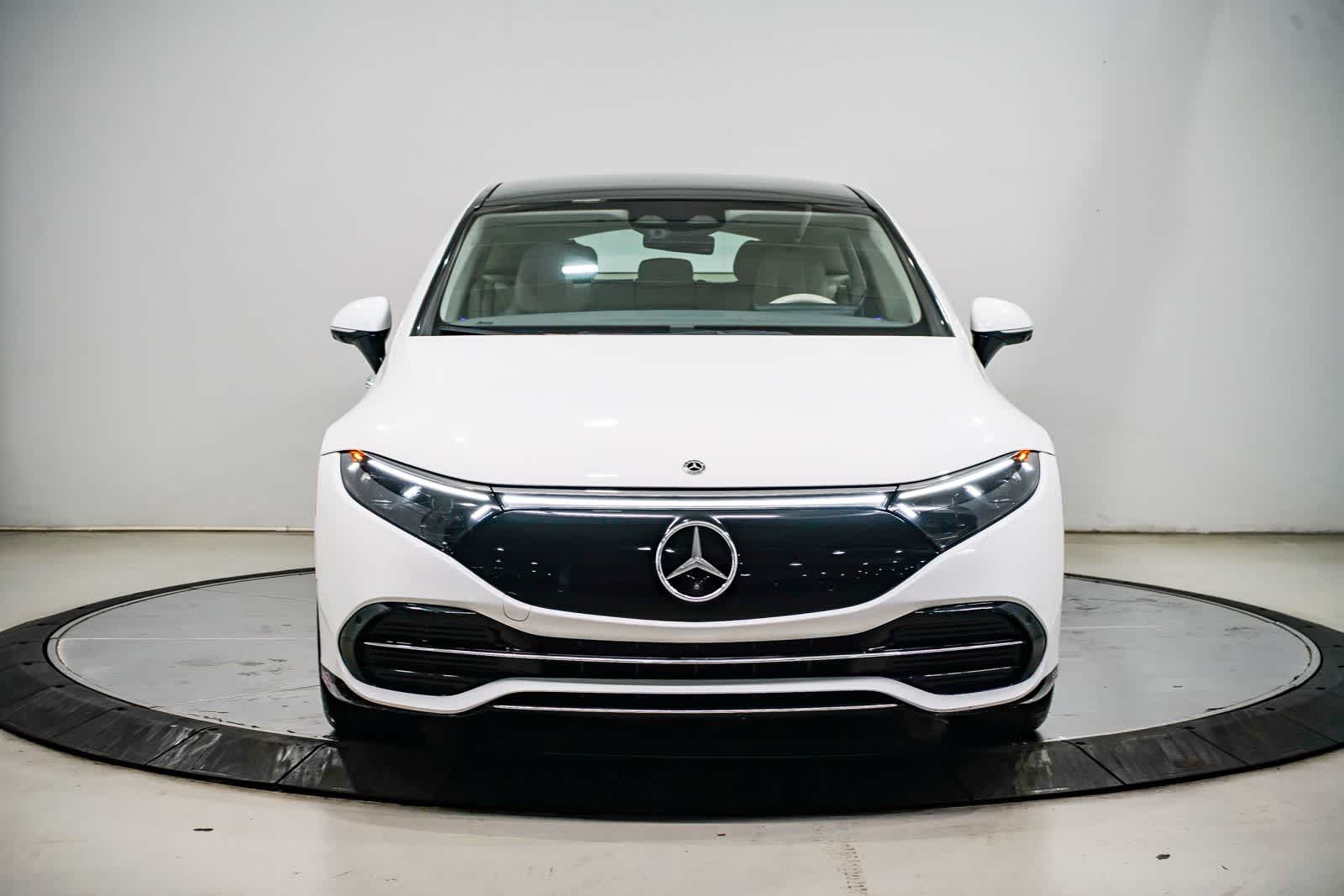 Thumbnail: 2023 Mercedes-Benz EQS - 6