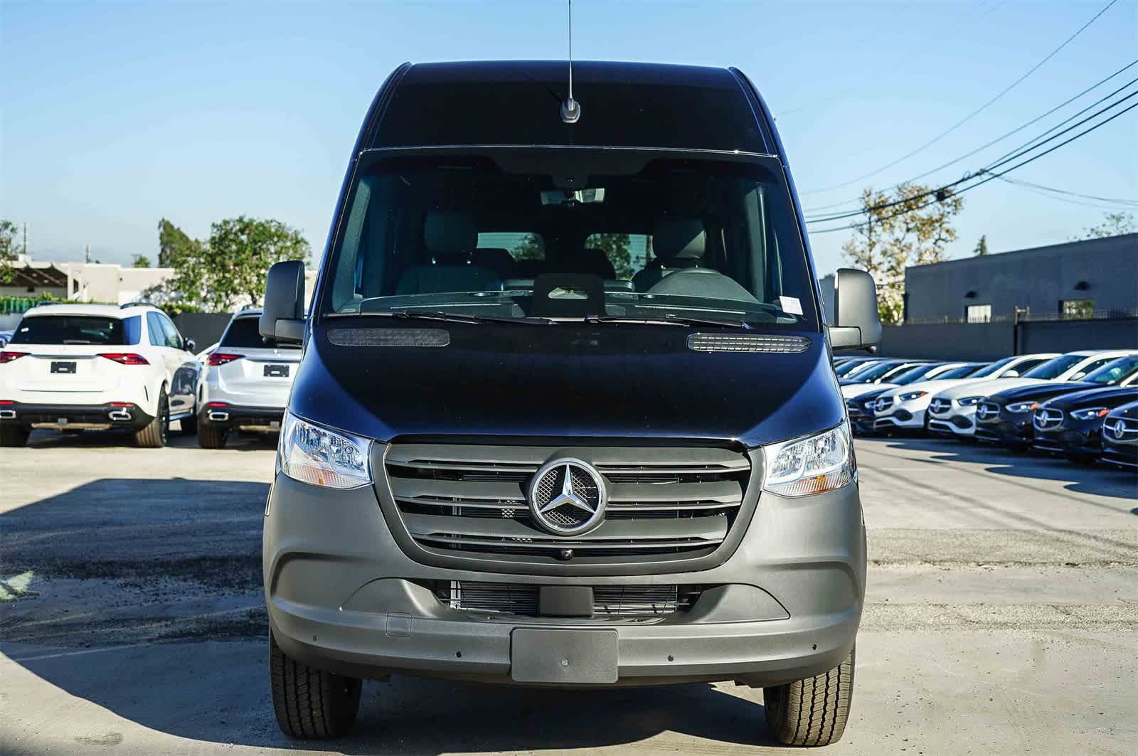 Thumbnail: 2026 Mercedes-Benz Sprinter - 6
