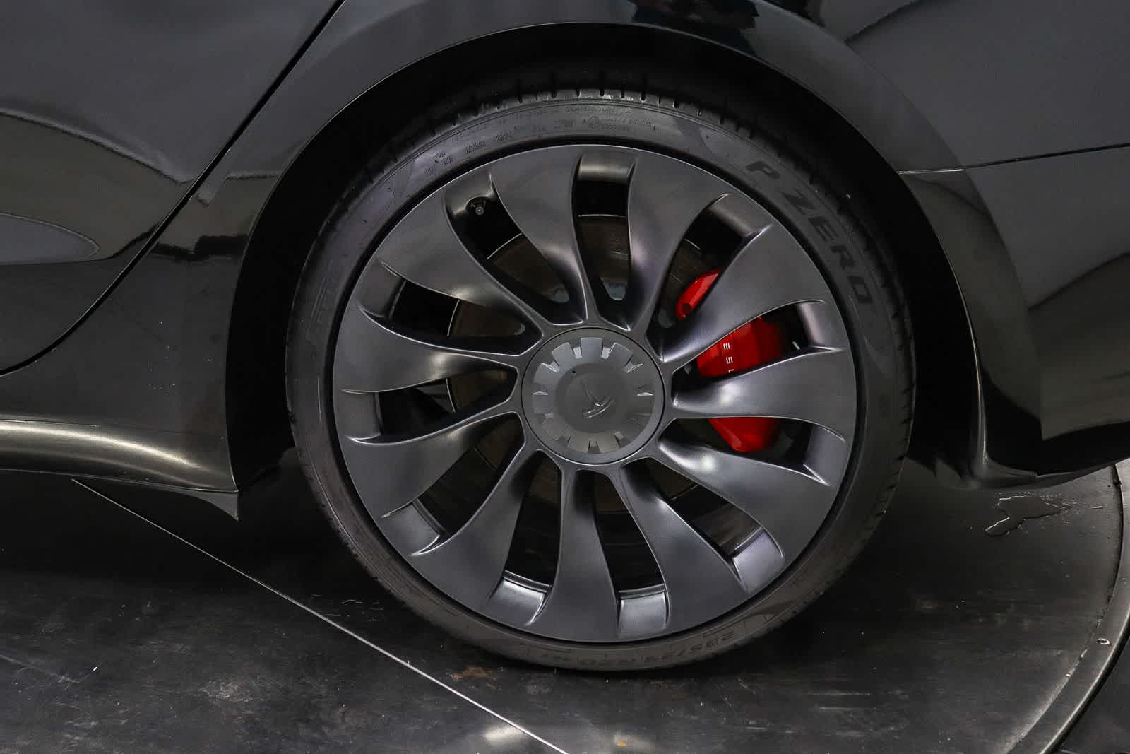 Thumbnail: 2022 Tesla Model 3 - 9
