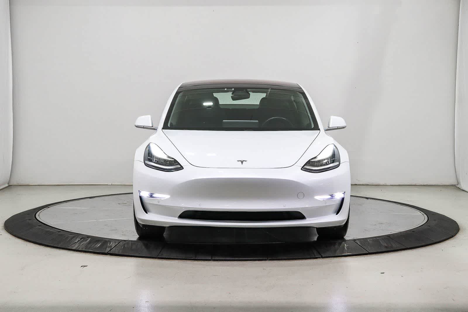 Thumbnail: 2018 Tesla Model 3 - 6