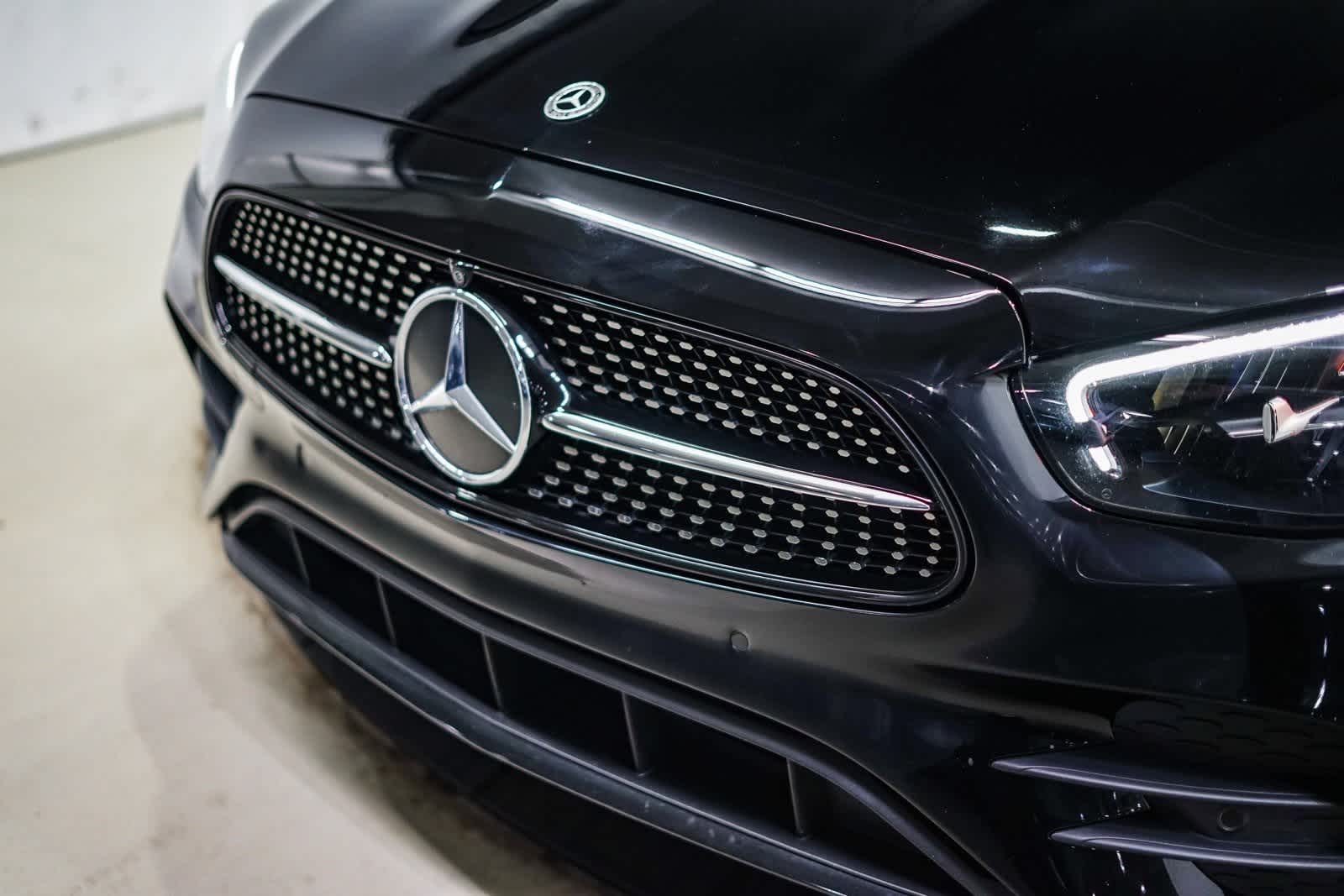 Thumbnail: 2022 Mercedes-Benz E-Class - 8