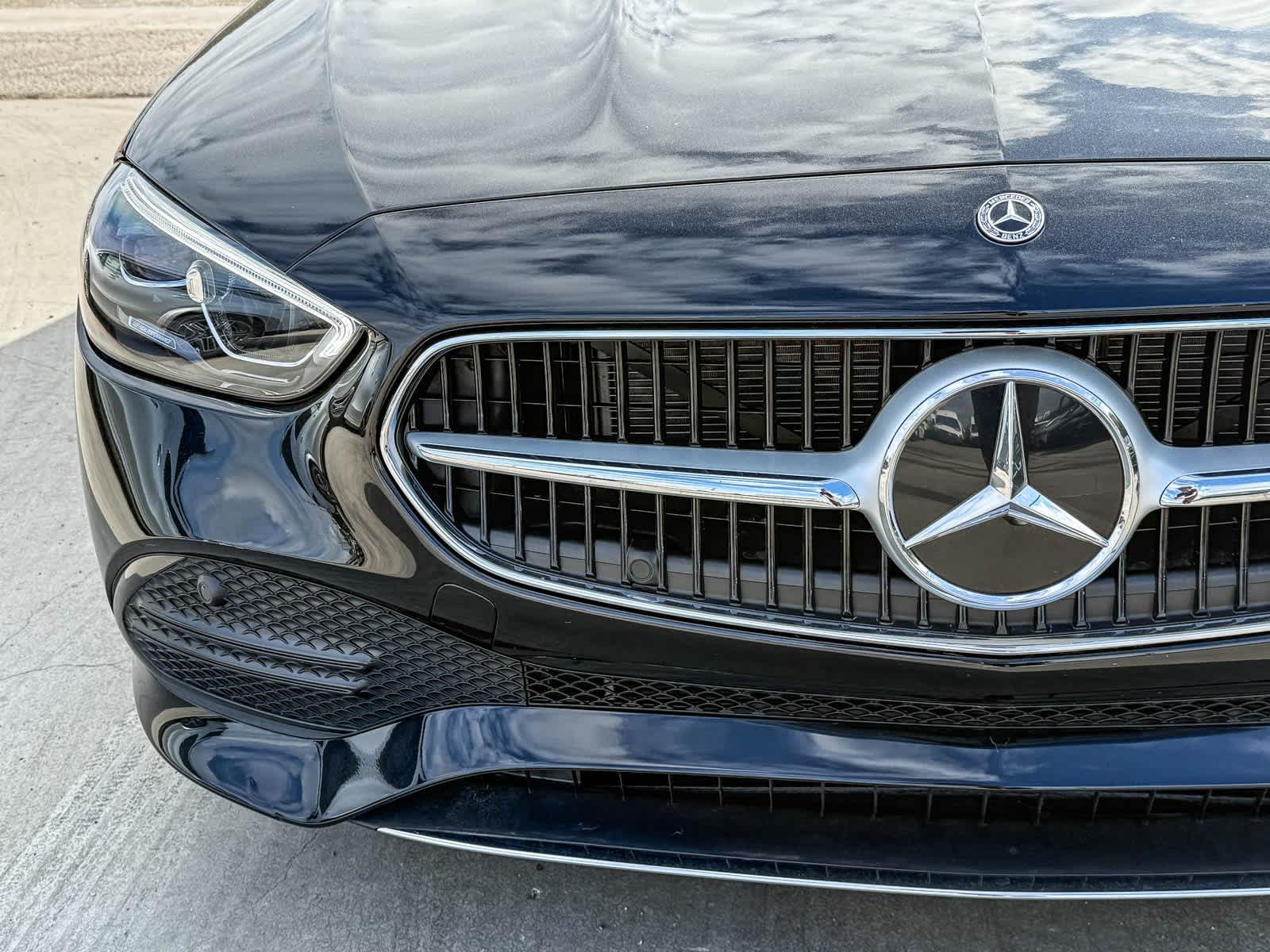 Thumbnail: 2025 Mercedes-Benz C-Class - 11