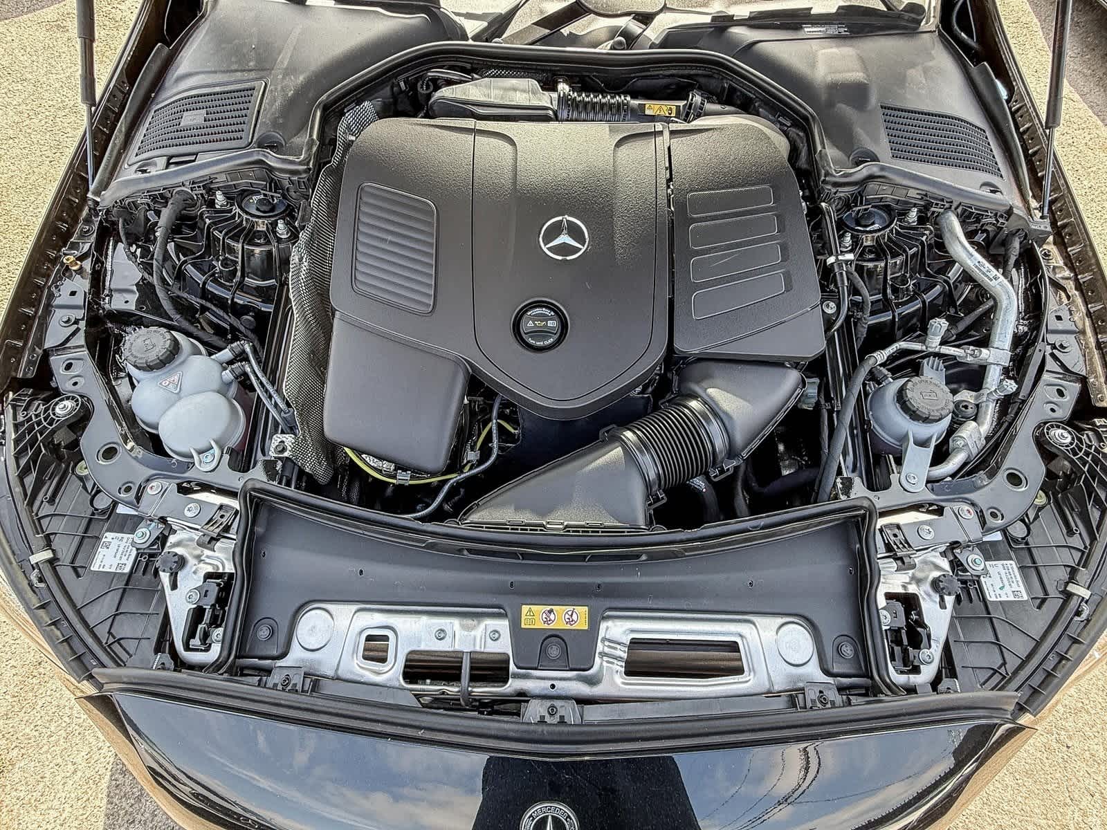 Thumbnail: 2025 Mercedes-Benz C-Class - 9