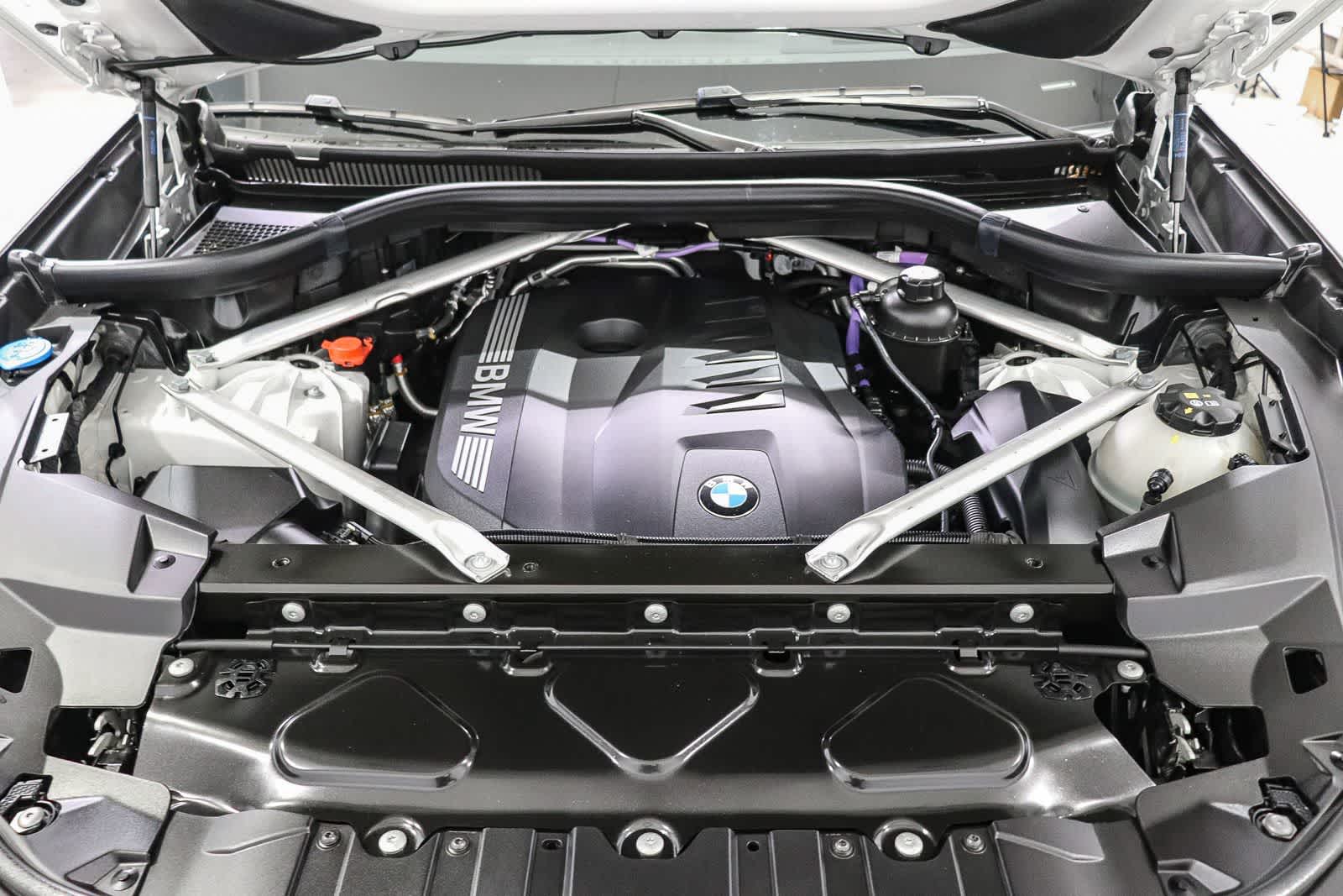 Thumbnail: 2025 BMW X5 - 28