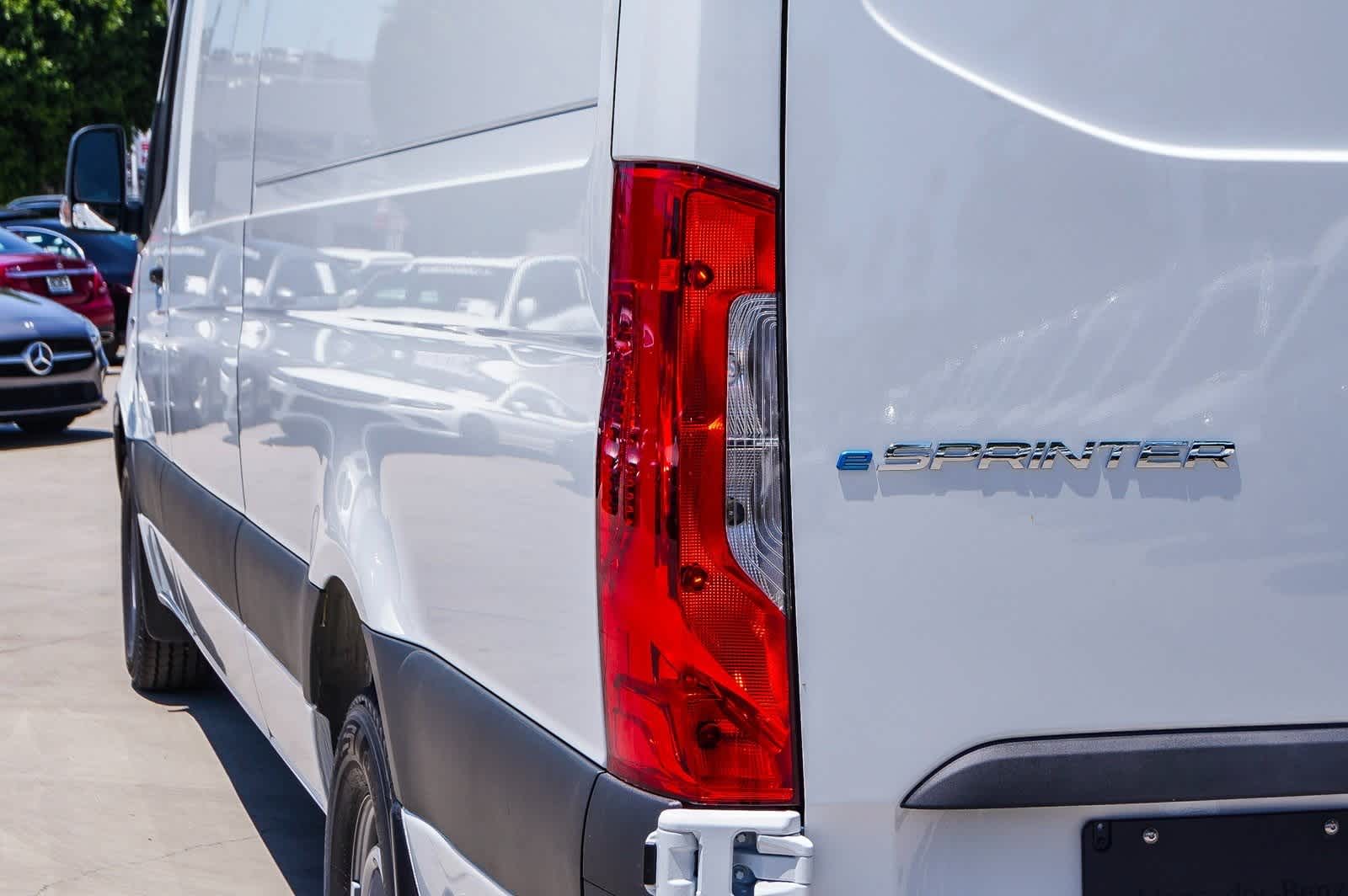 Thumbnail: 2024 Mercedes-Benz eSprinter - 9