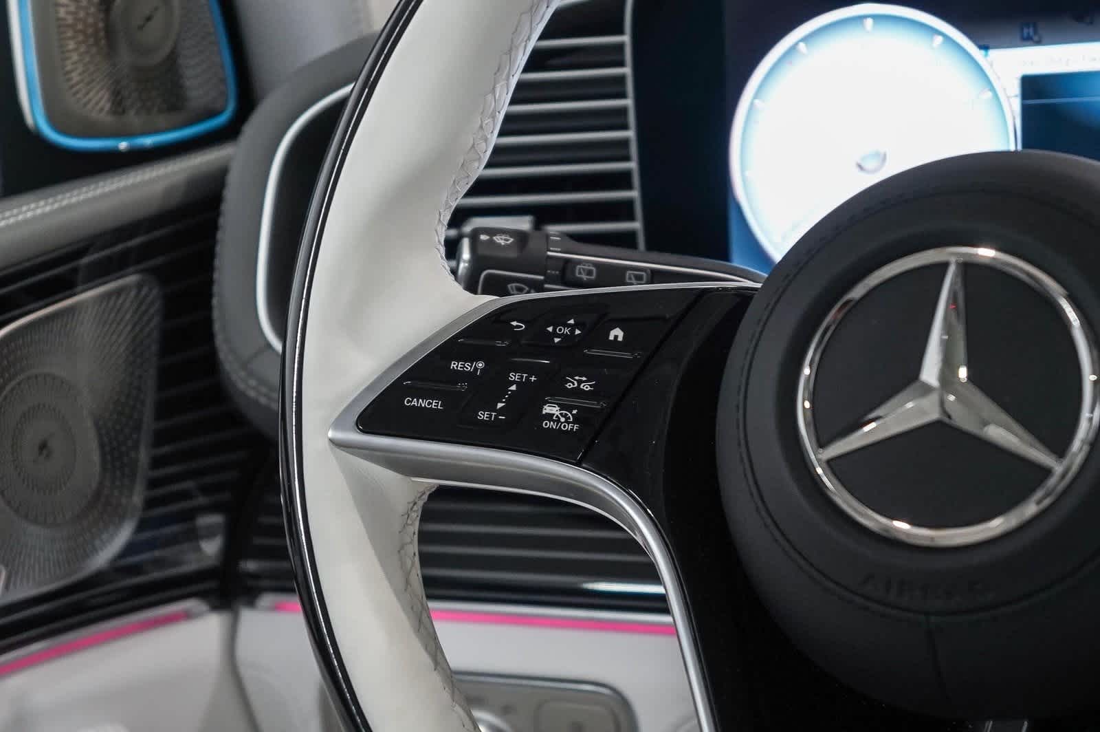 Thumbnail: 2025 Mercedes-Benz GLS - 15