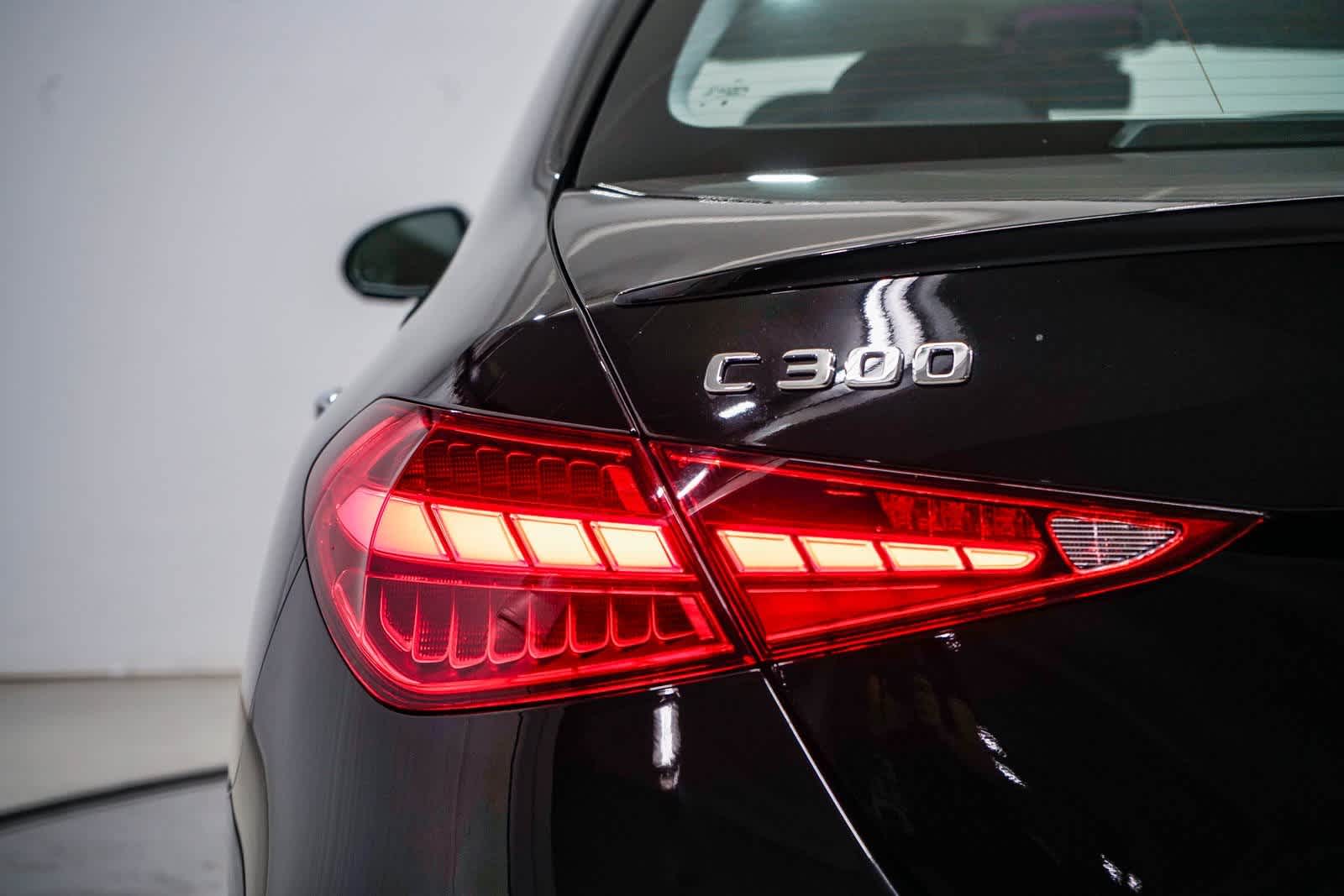 Thumbnail: 2025 Mercedes-Benz C-Class - 9