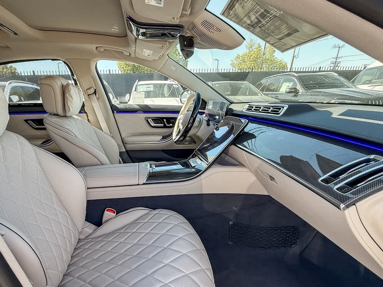 Thumbnail: 2025 Mercedes-Benz S-Class - 18
