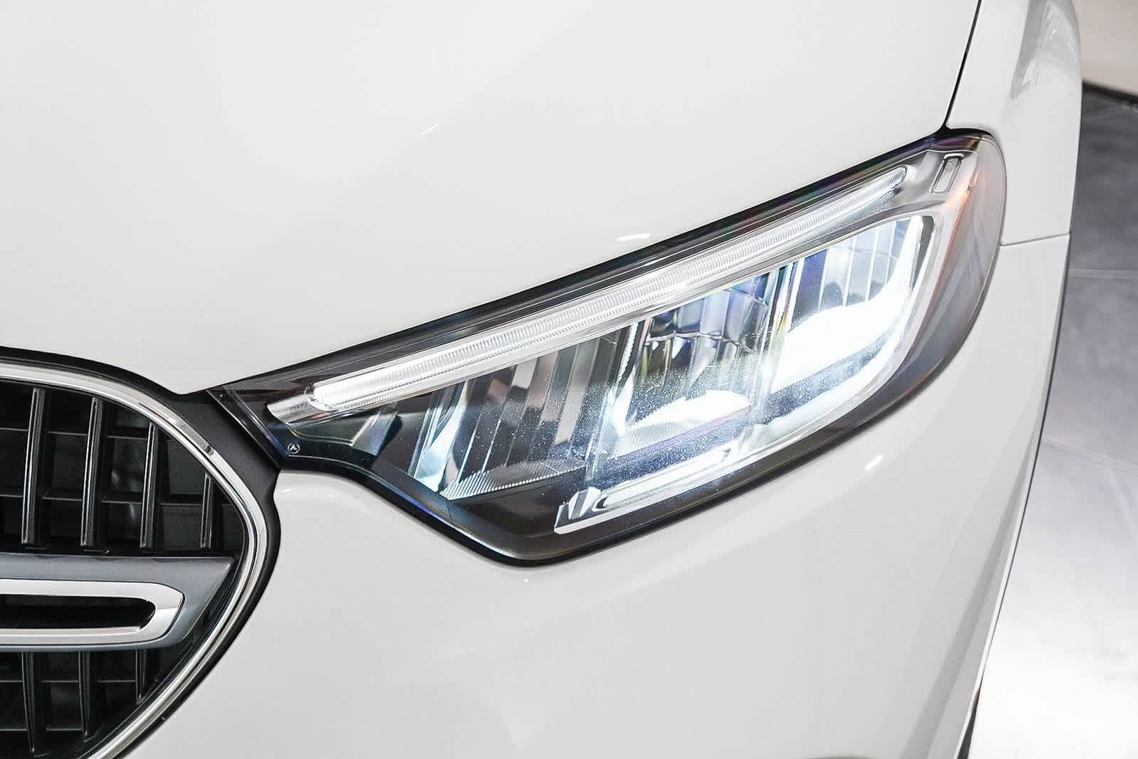 Thumbnail: 2025 Mercedes-Benz GLC - 8