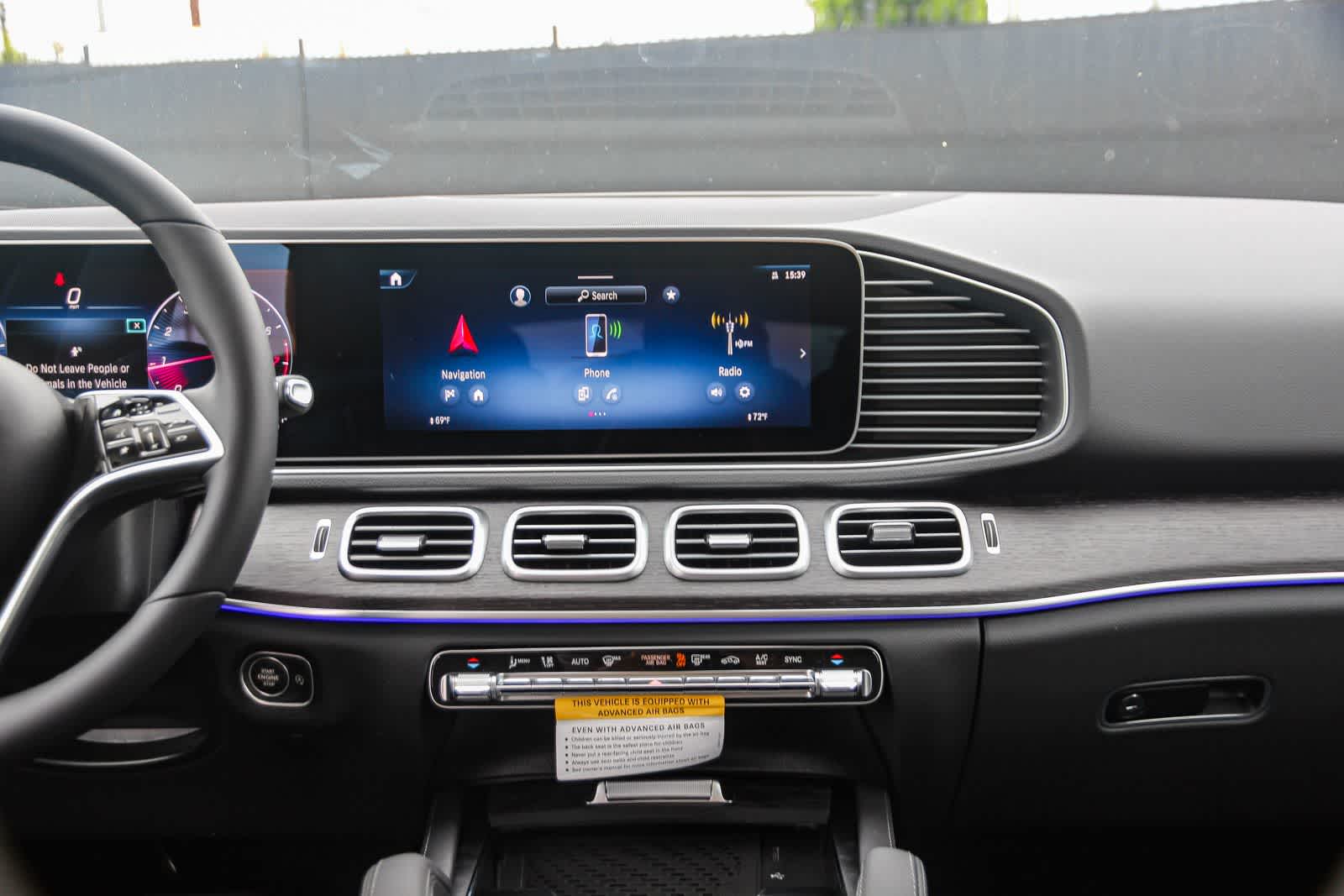 Thumbnail: 2026 Mercedes-Benz GLE - 13