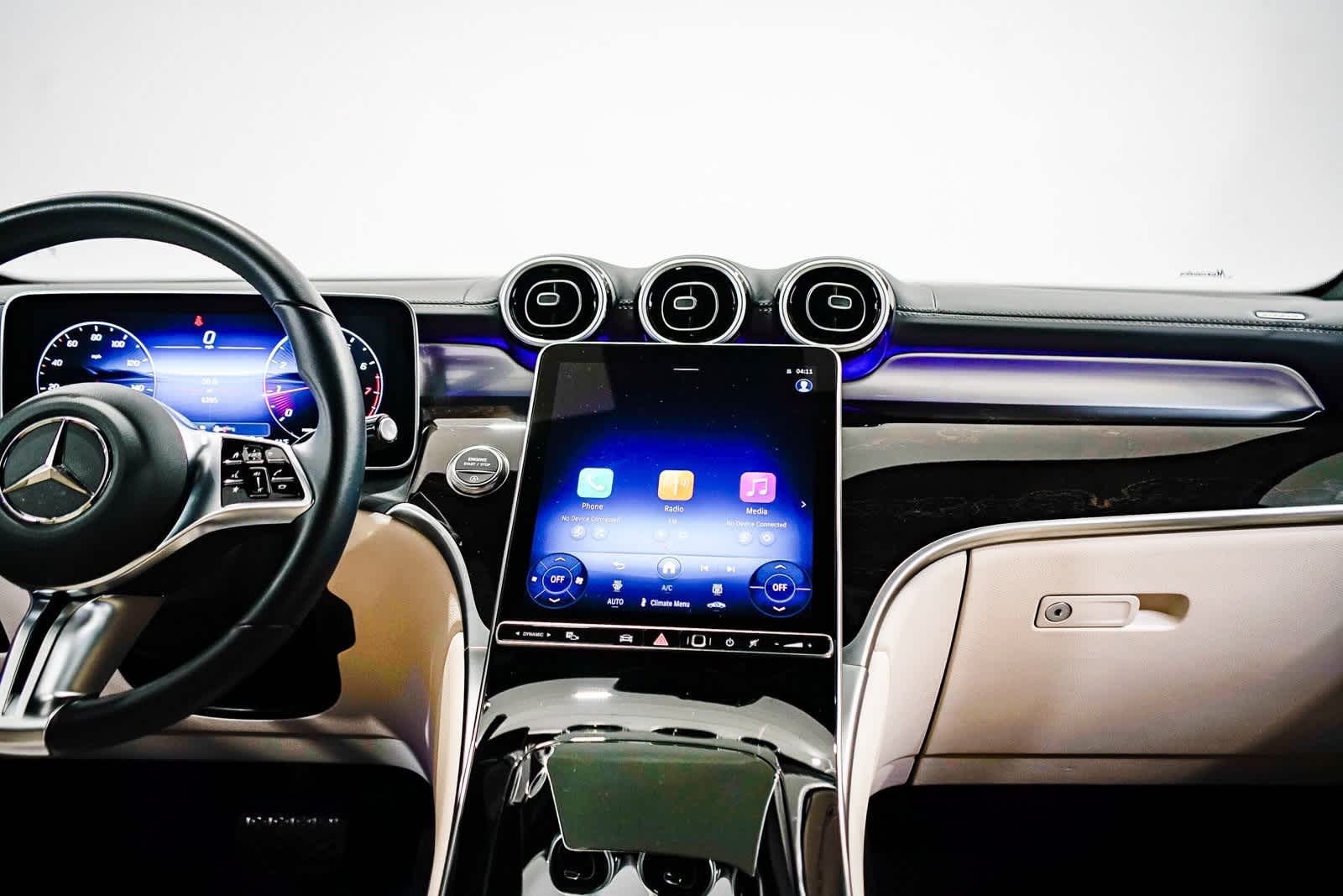 Thumbnail: 2025 Mercedes-Benz GLC - 12