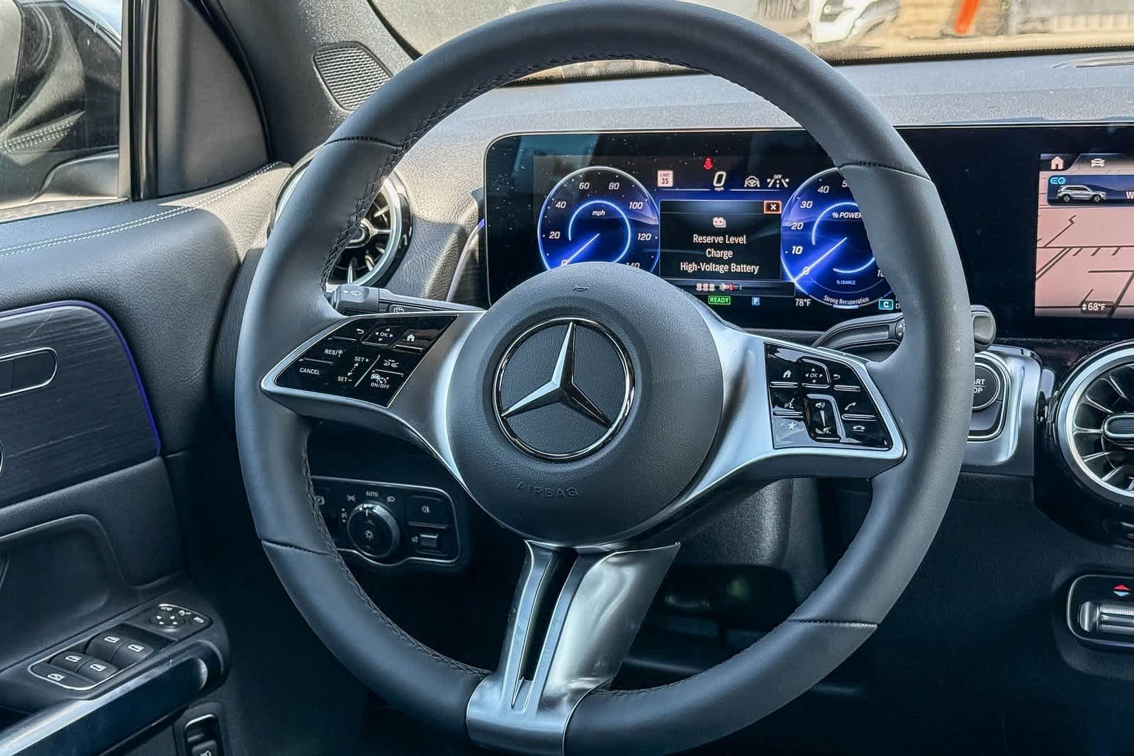 Thumbnail: 2025 Mercedes-Benz EQB - 16