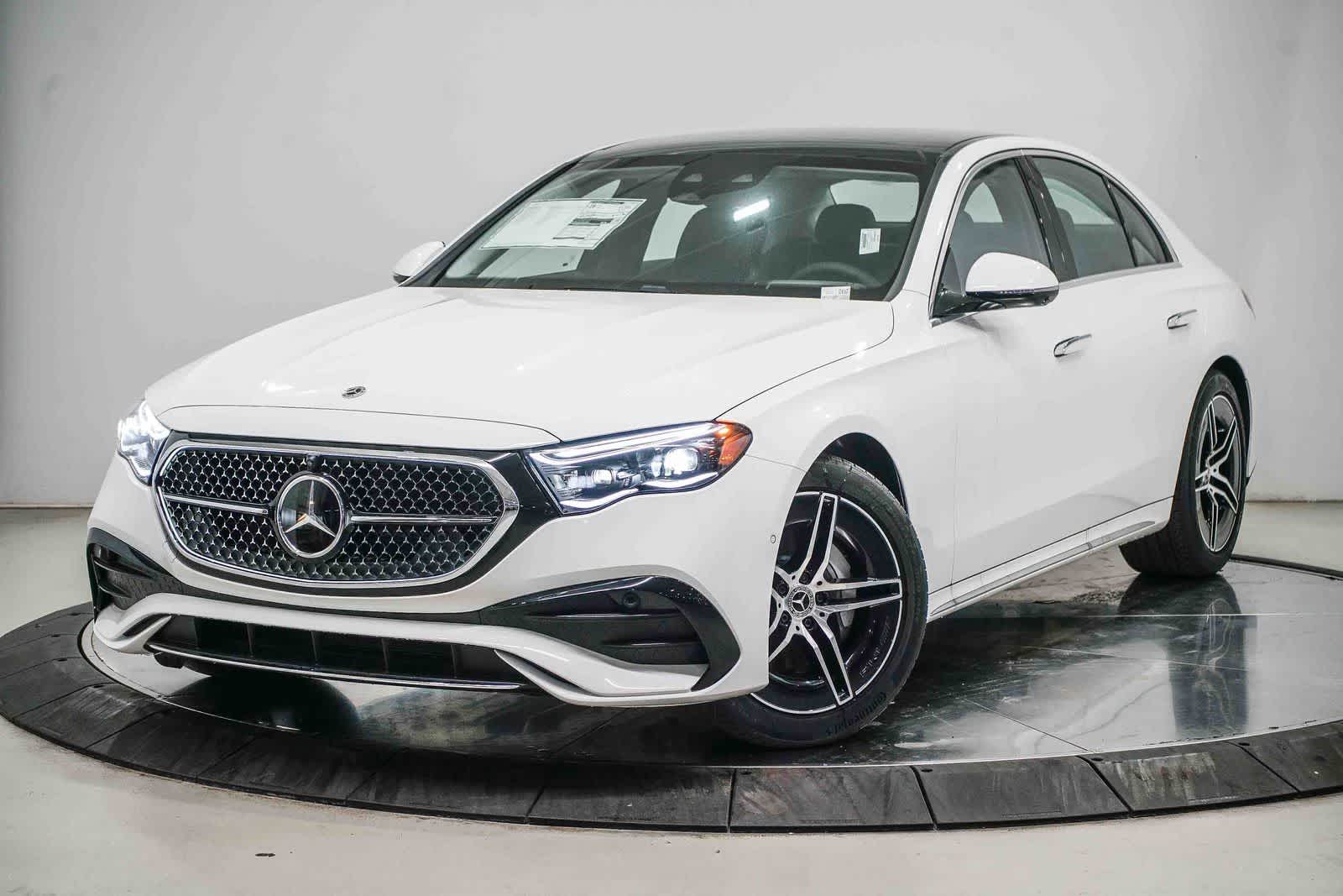 Thumbnail: 2026 Mercedes-Benz E-Class - 1
